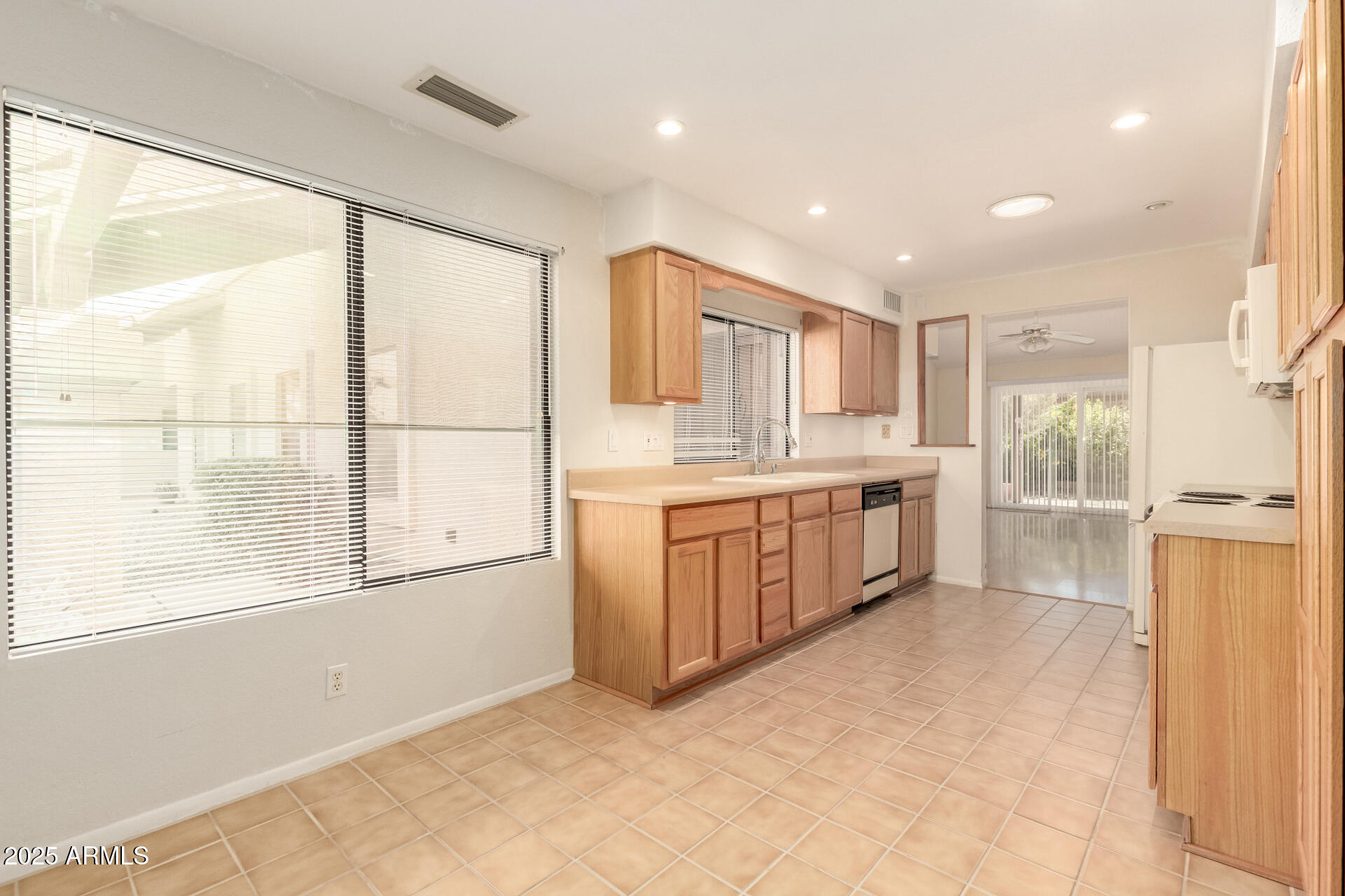 Homes for Sale in Queen Creek Arizona 3 717 W BOXELDER Place