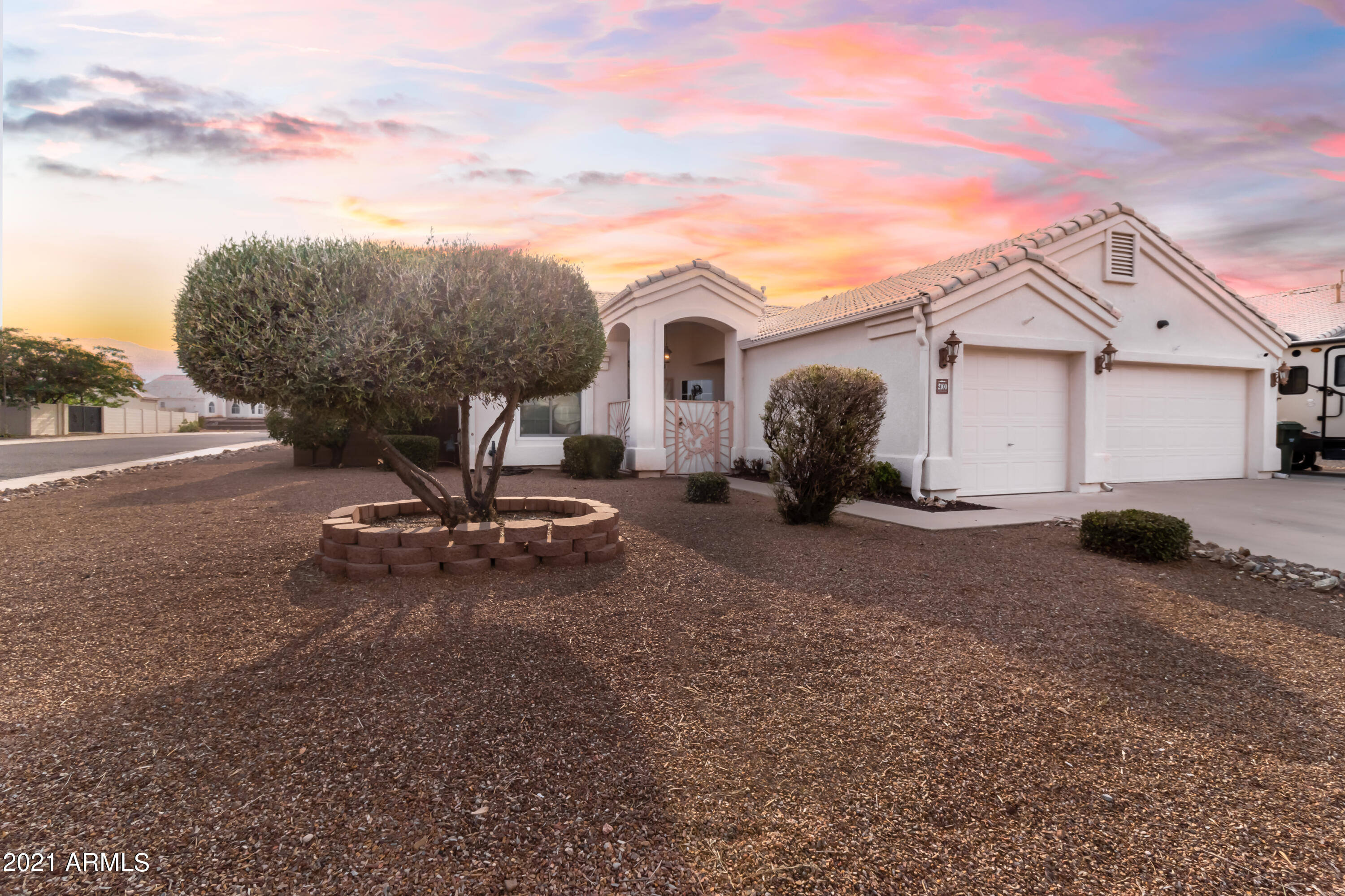 SUMMIT RIDGE - Residential