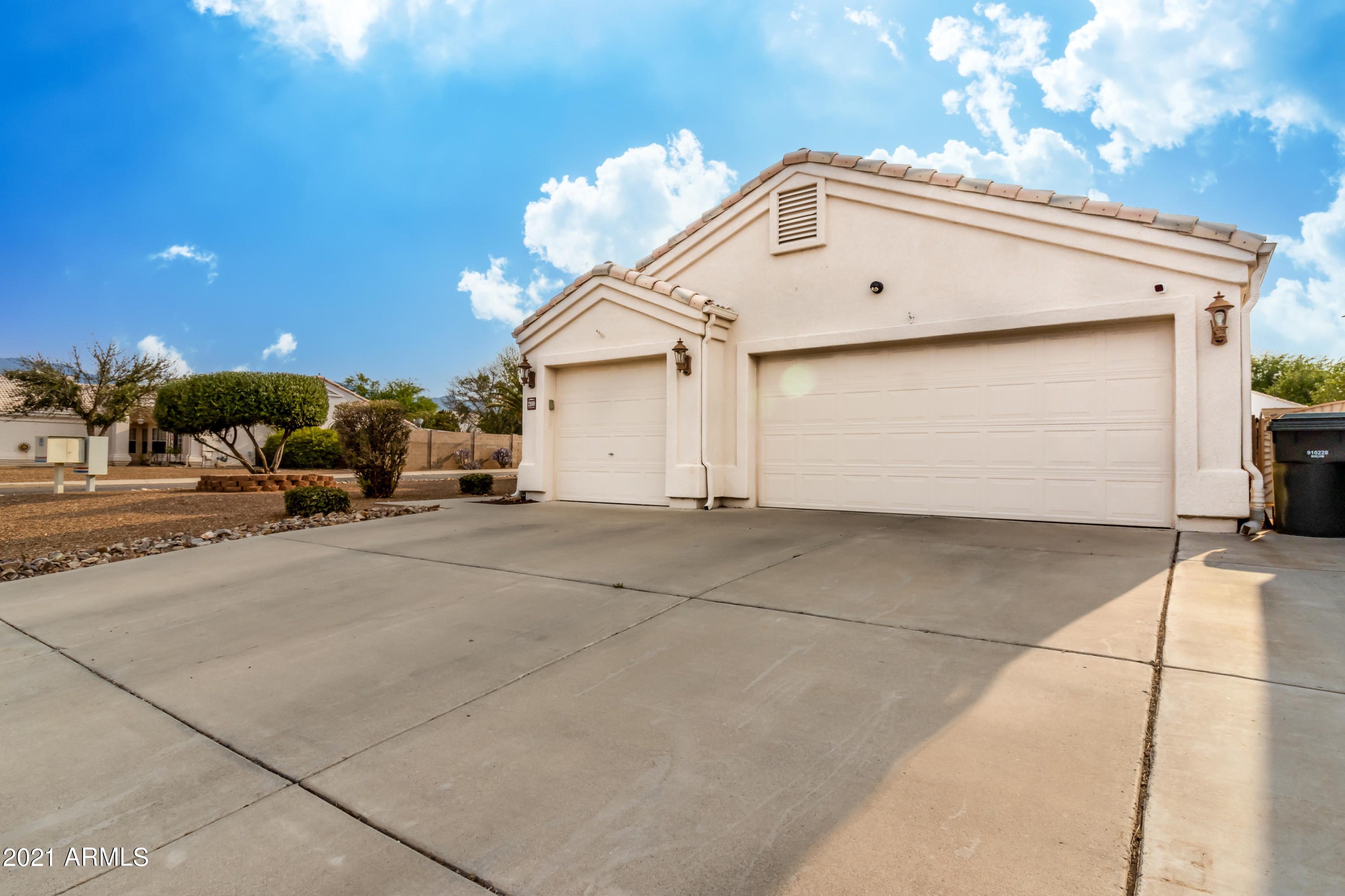 SUMMIT RIDGE - Residential