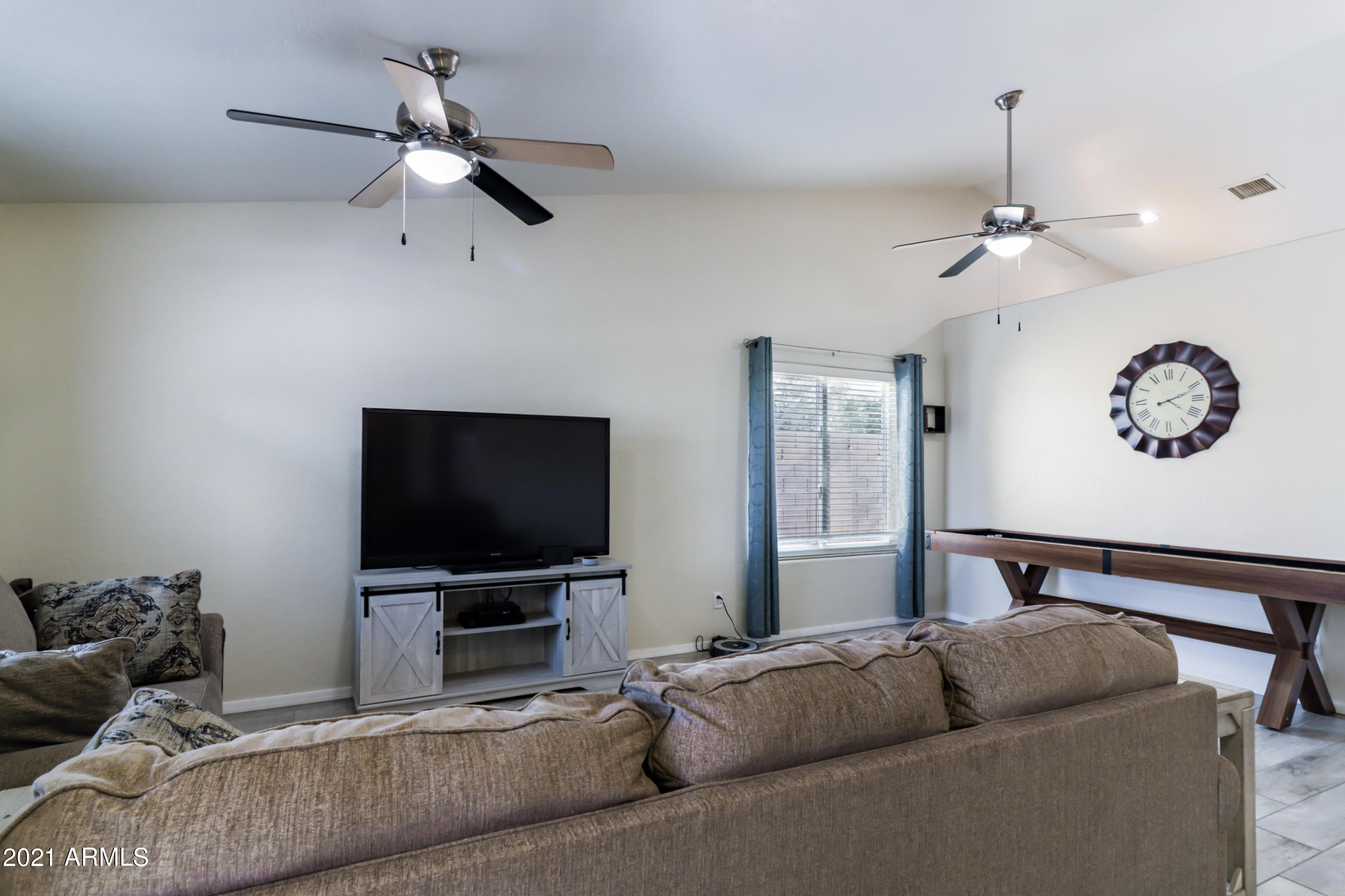 SUMMIT RIDGE - Residential