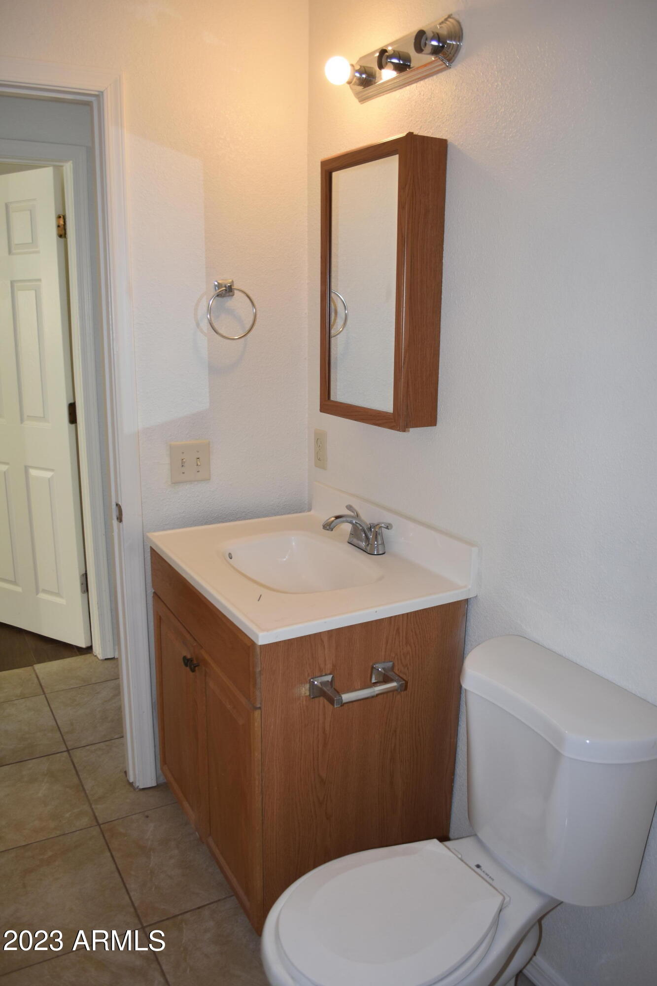 MIRACLE VALLEY 1 - Residential Lease