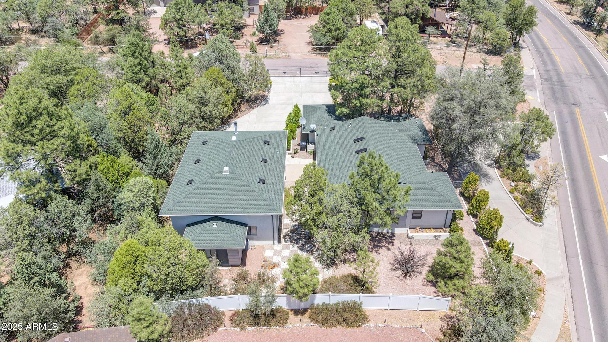 503 W Locust Road