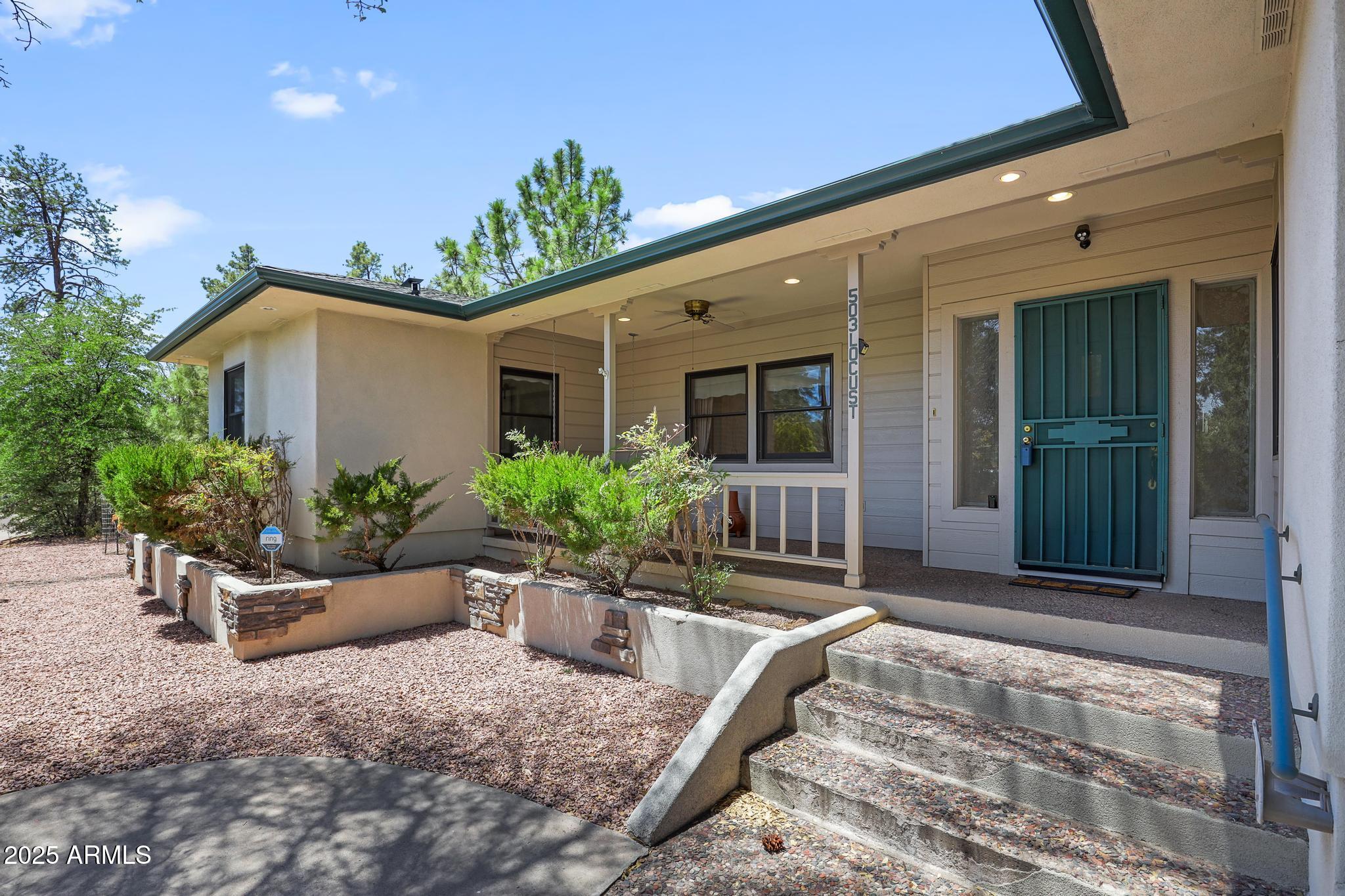 503 W Locust Road