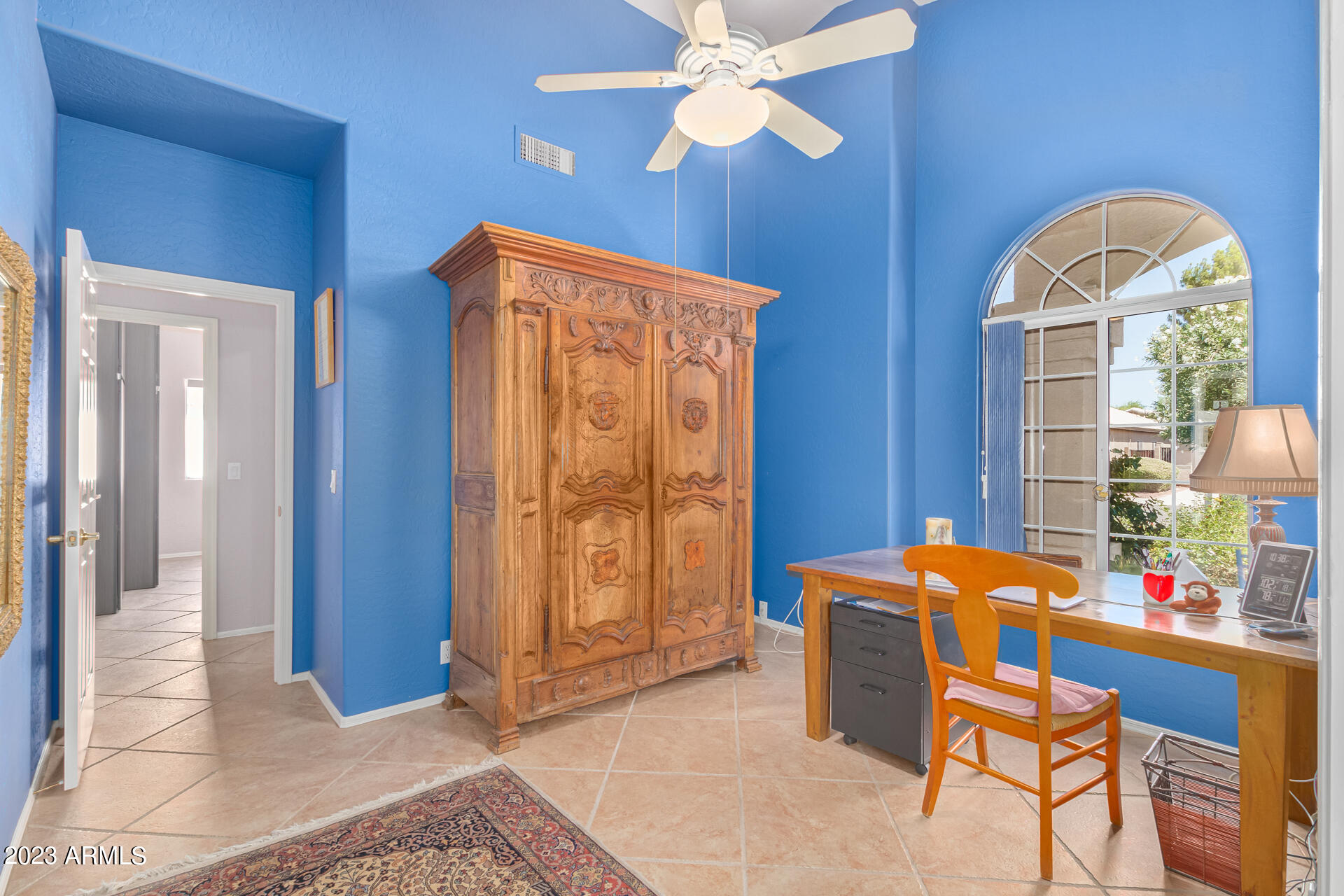 Photo 5 of 20 of 5175 W LINDA Lane house
