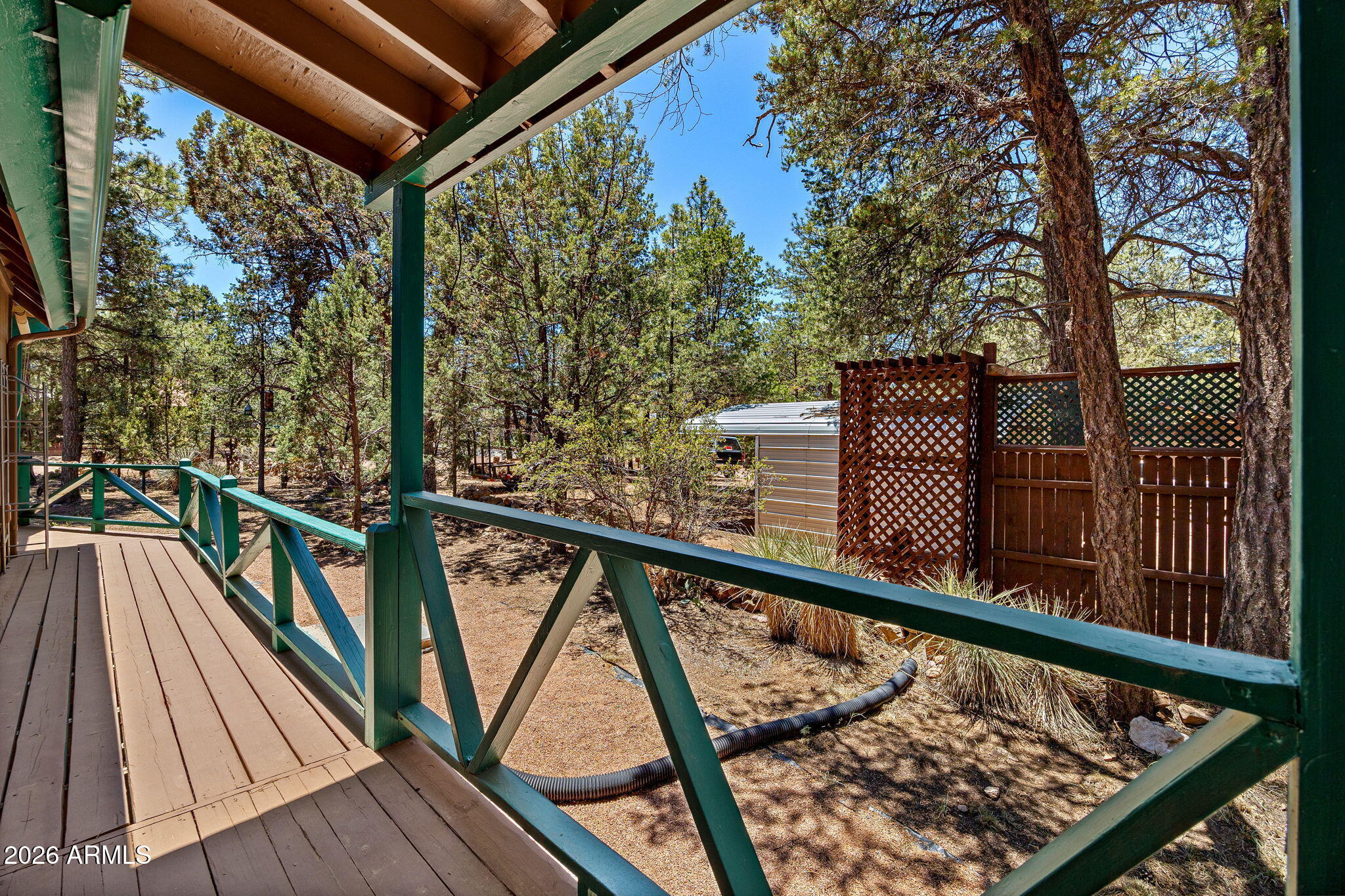 2118 BLUEJAY Road