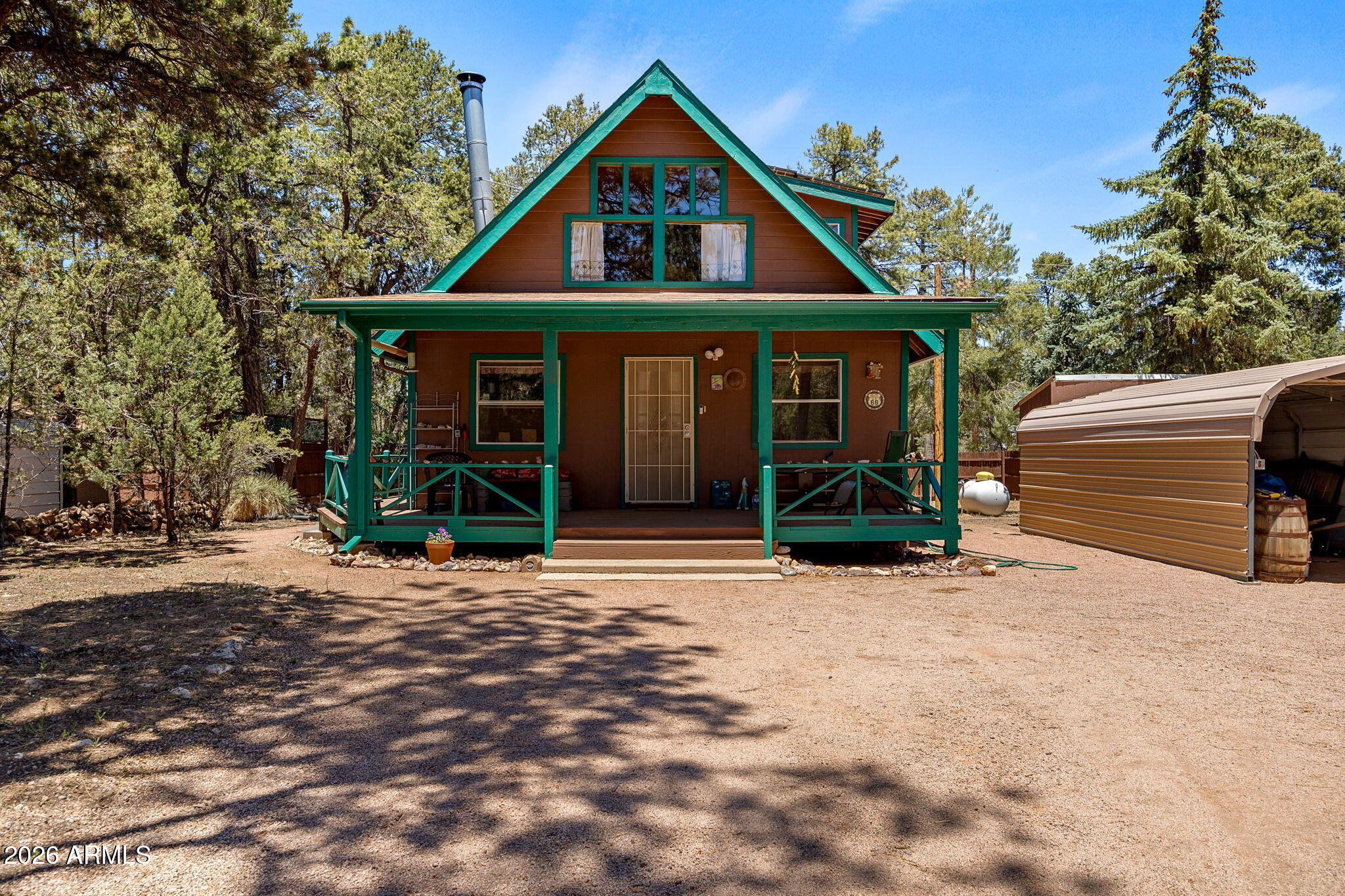 2118 BLUEJAY Road