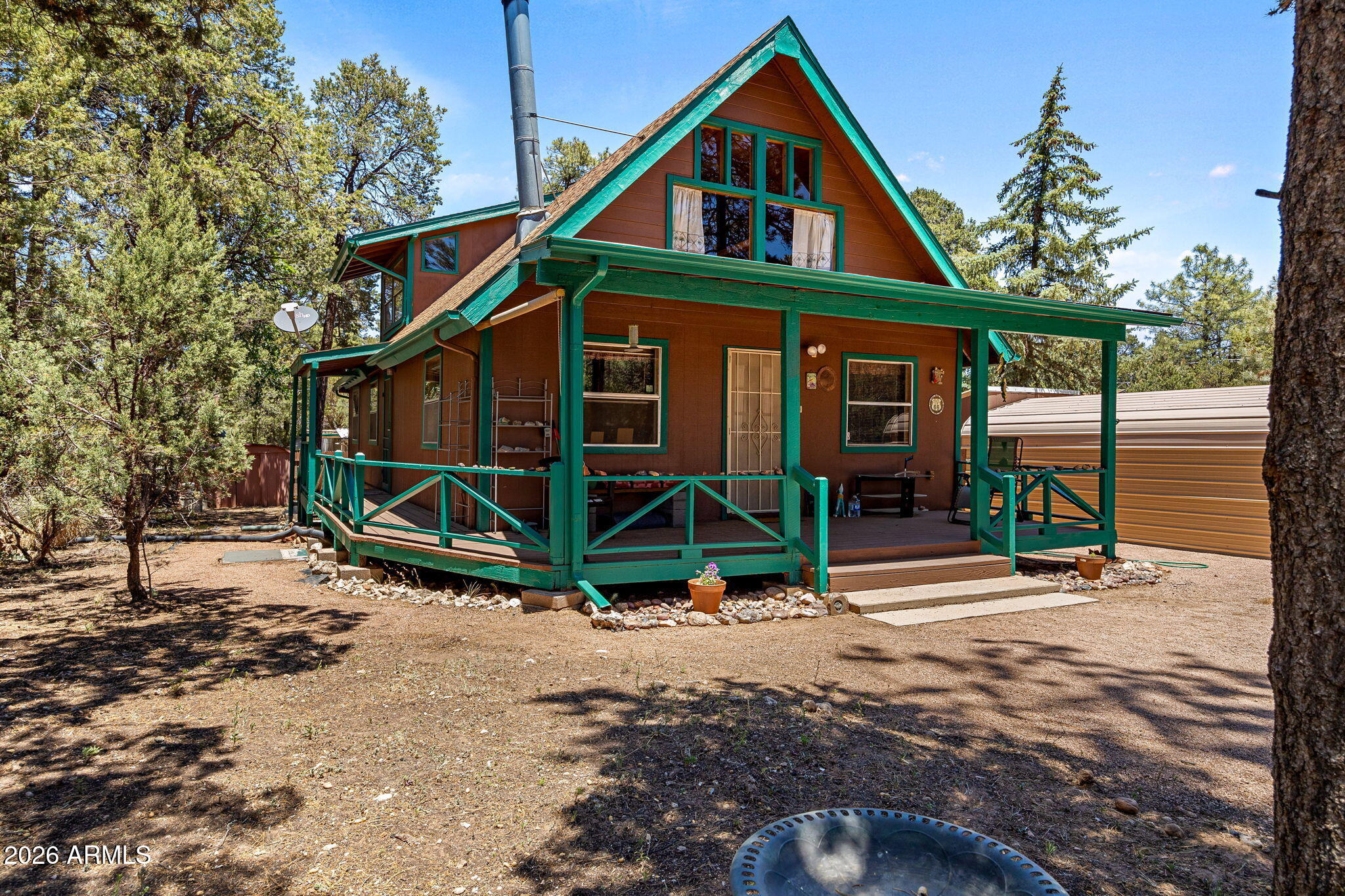 2118 BLUEJAY Road