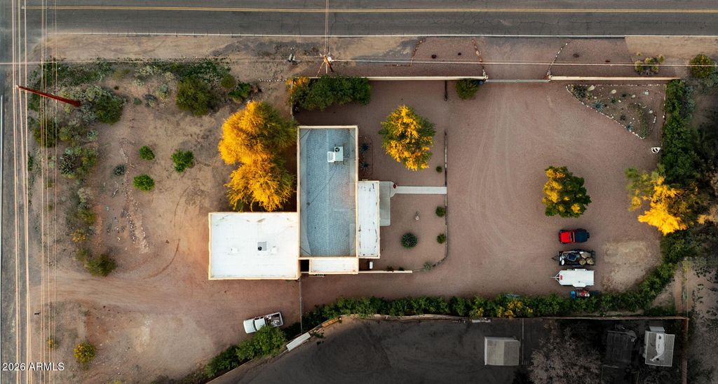 Photo of 385 N Tomahawk Road, Apache Junction, AZ 85119 (MLS # 6976878)