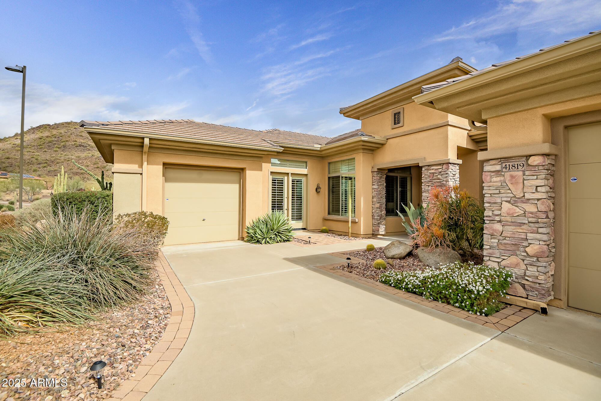 41819 N ANTHEM RIDGE Drive