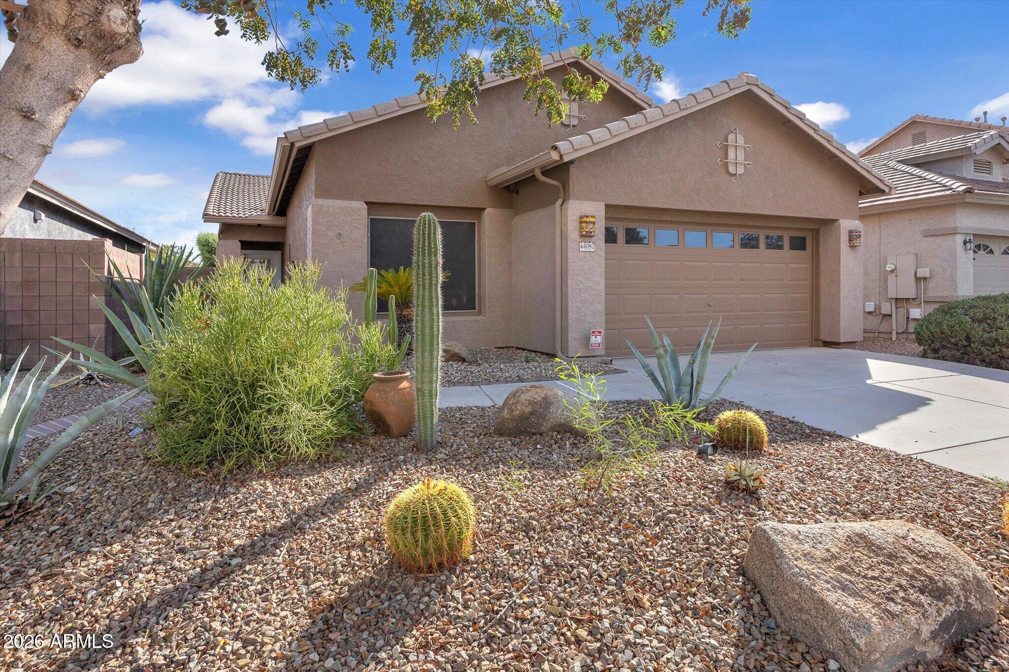 44087 W GRANITE Drive