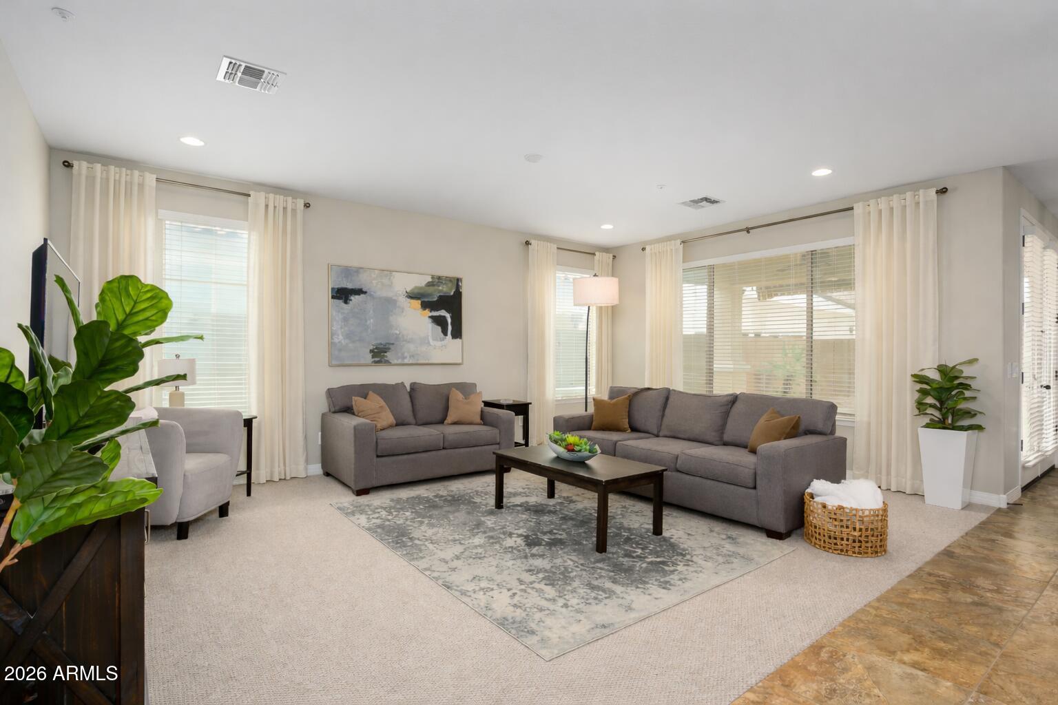 4597 E Waterman Street