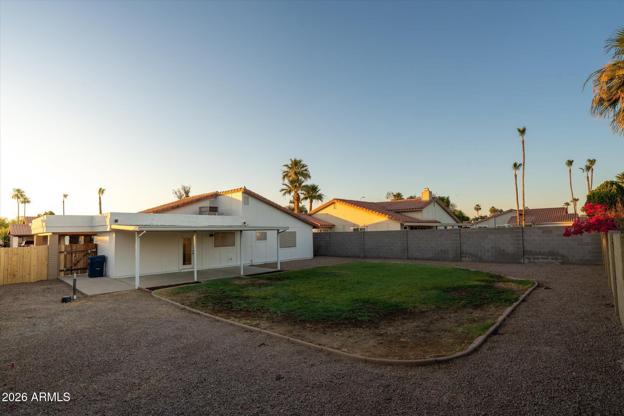 Silvergate 3, Unit 2 - Residential