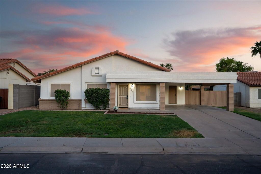 Photo of 2207 W Monroe Street, Chandler, AZ 85224 (MLS # 7028574)