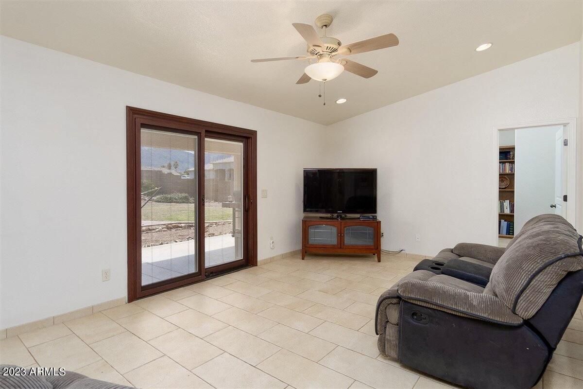 CANYON DE FLORES PHASE 1F - Residential
