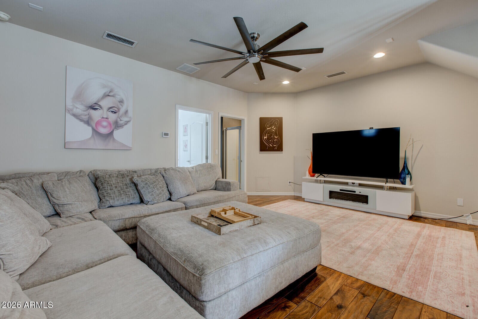 3441 E AVALON Drive