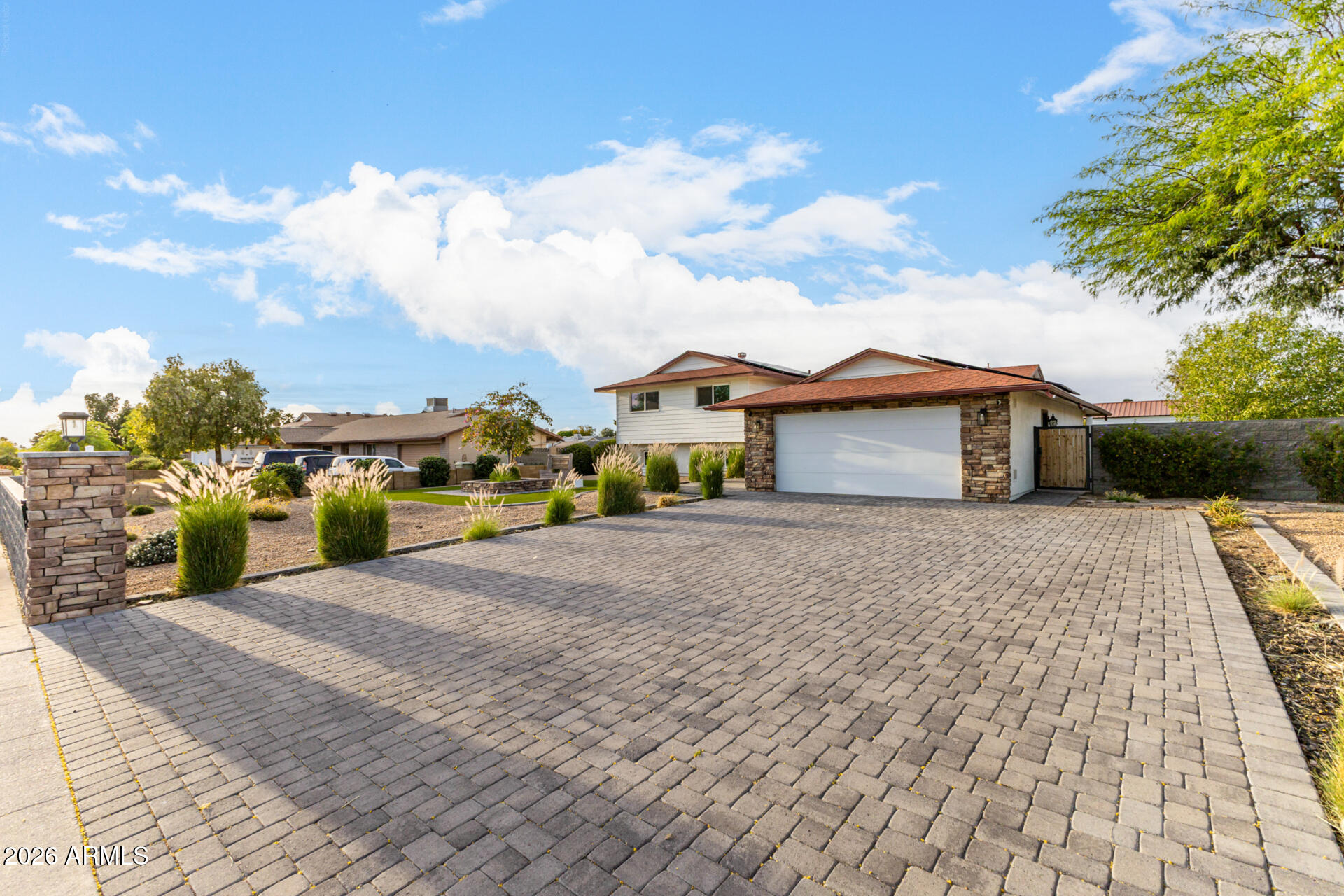 5302 W GREENWAY Road