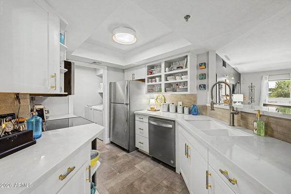 5104 N 32ND ST UNIT 123, PHOENIX, AZ 85018 - Image e14a1bea752996609cffc7015e7c06c3/910812933