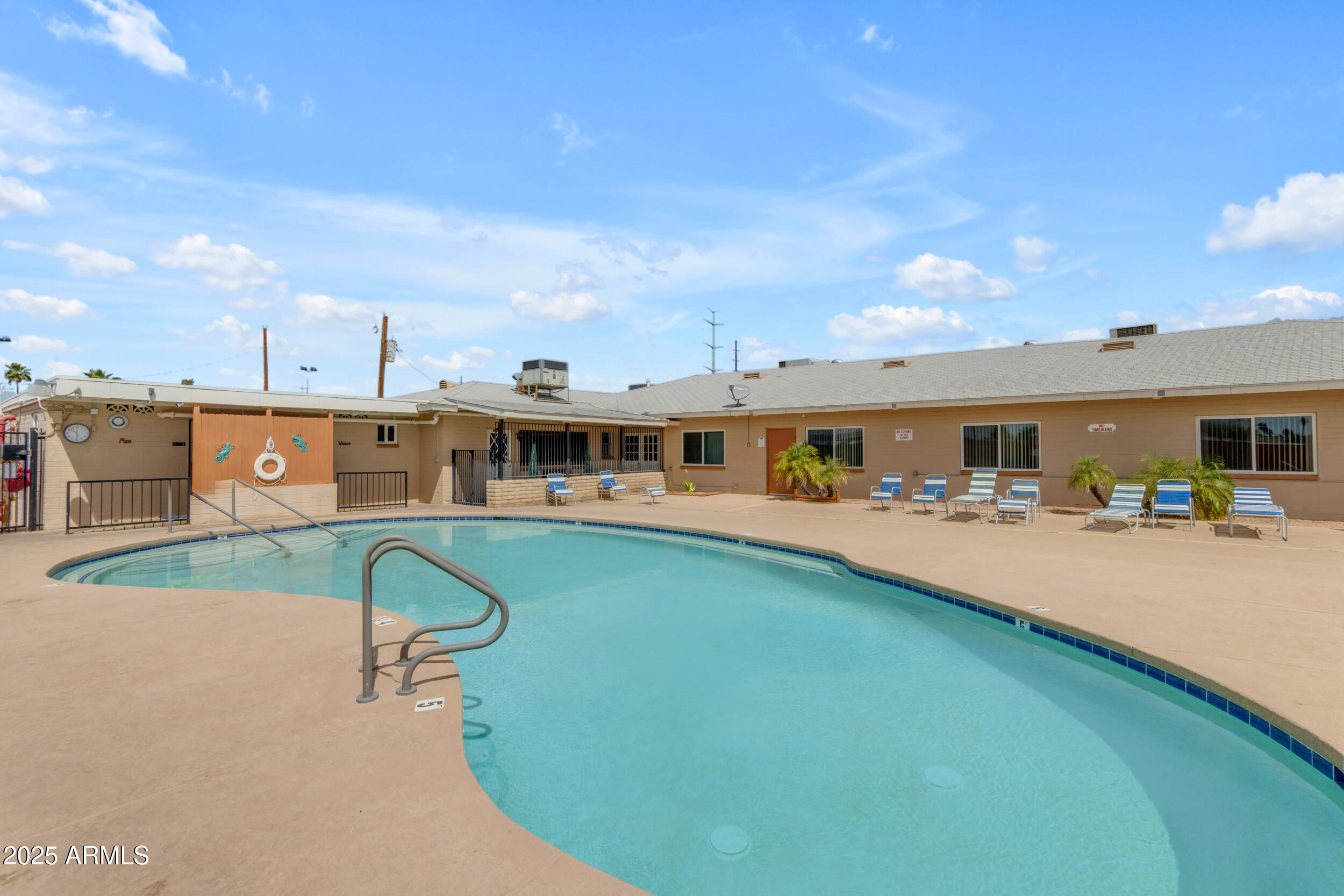 DREAMLAND VILLA 10 - Residential