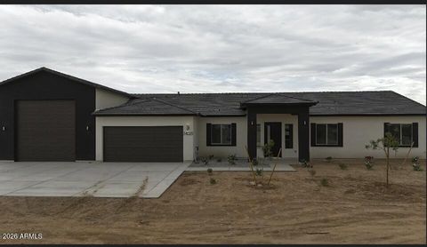 24025 W BEACON Lane Wittmann AZ 85361