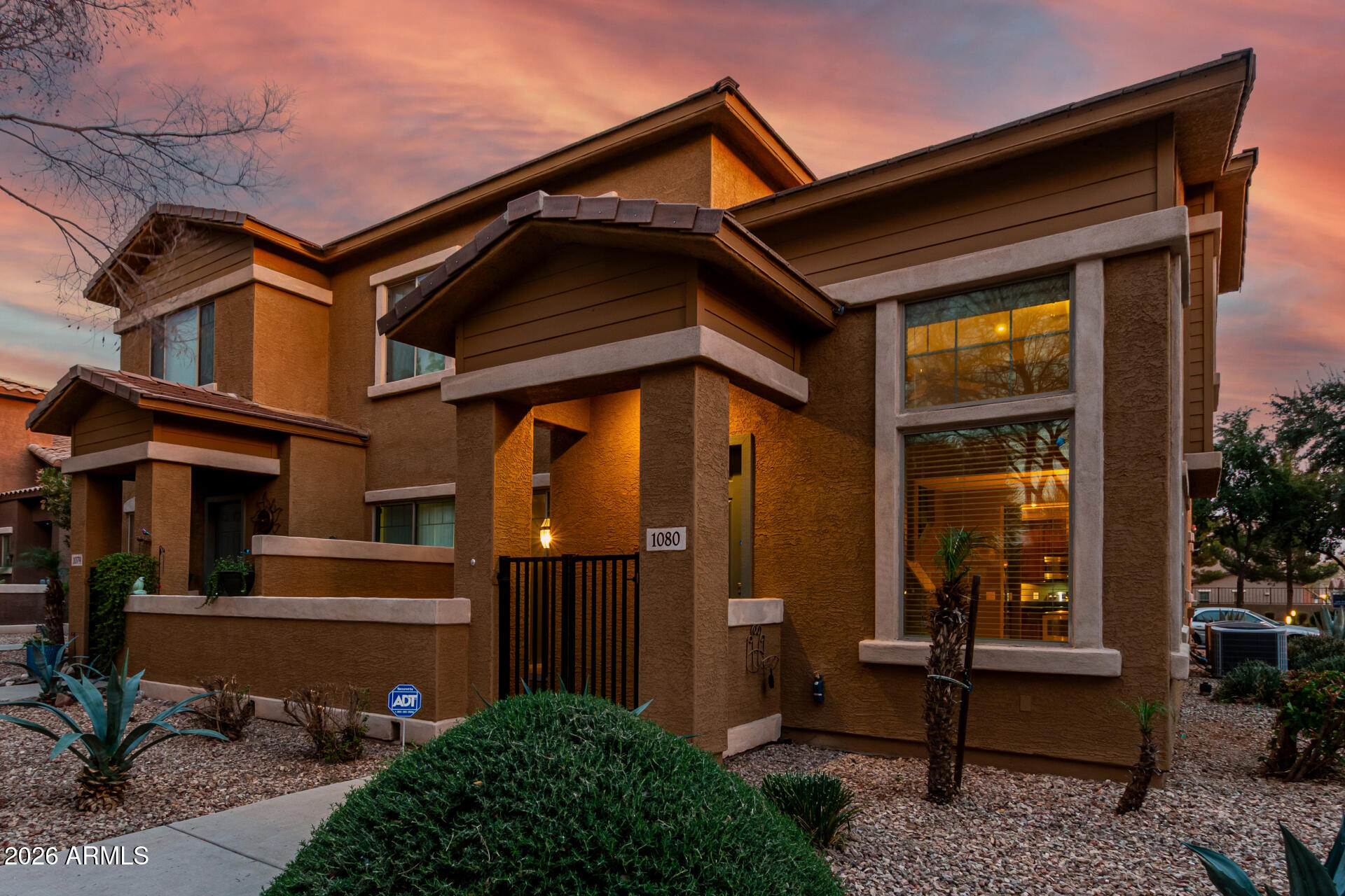 15240 N 142nd Avenue 1080