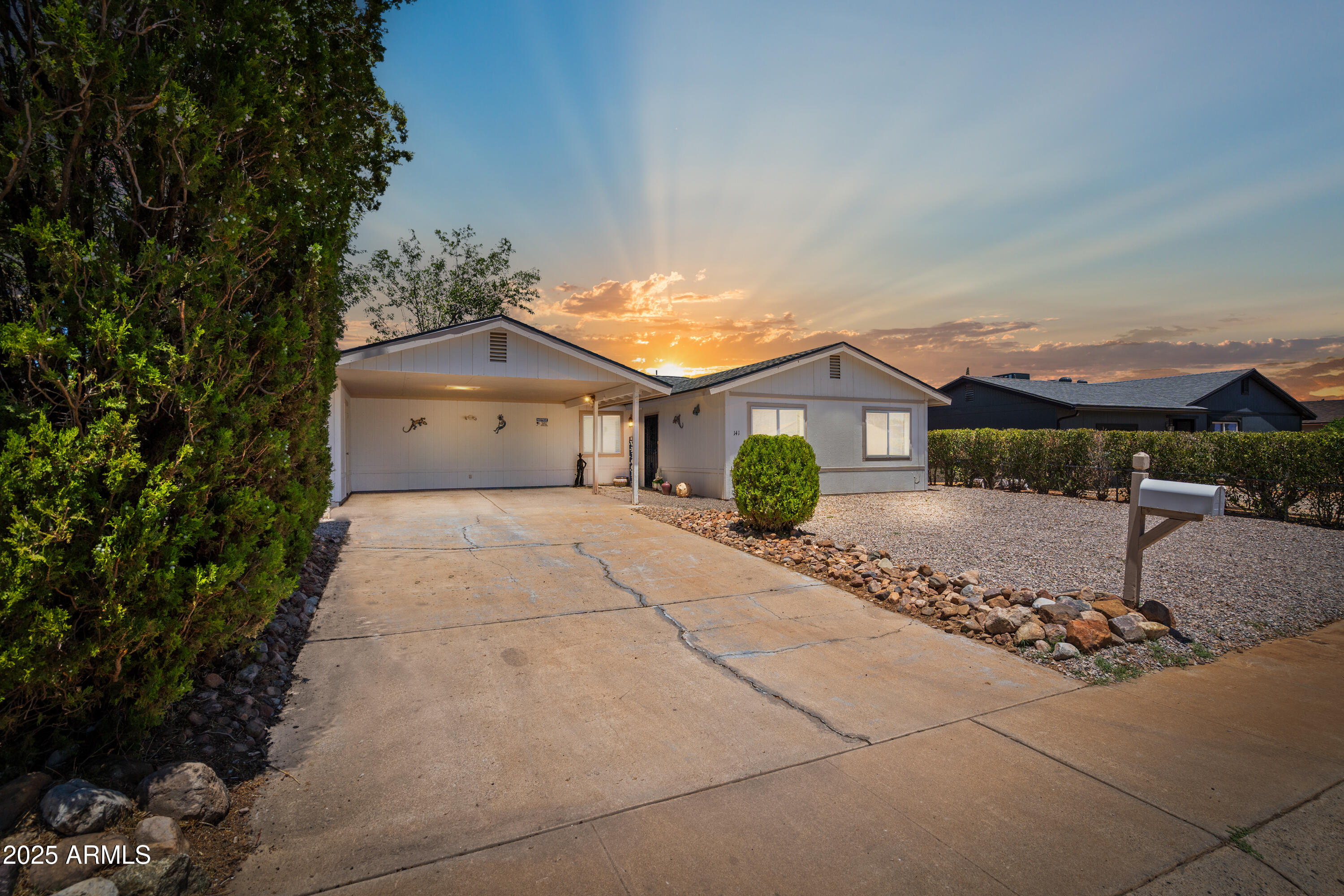 VERDE MEADOWS - Residential