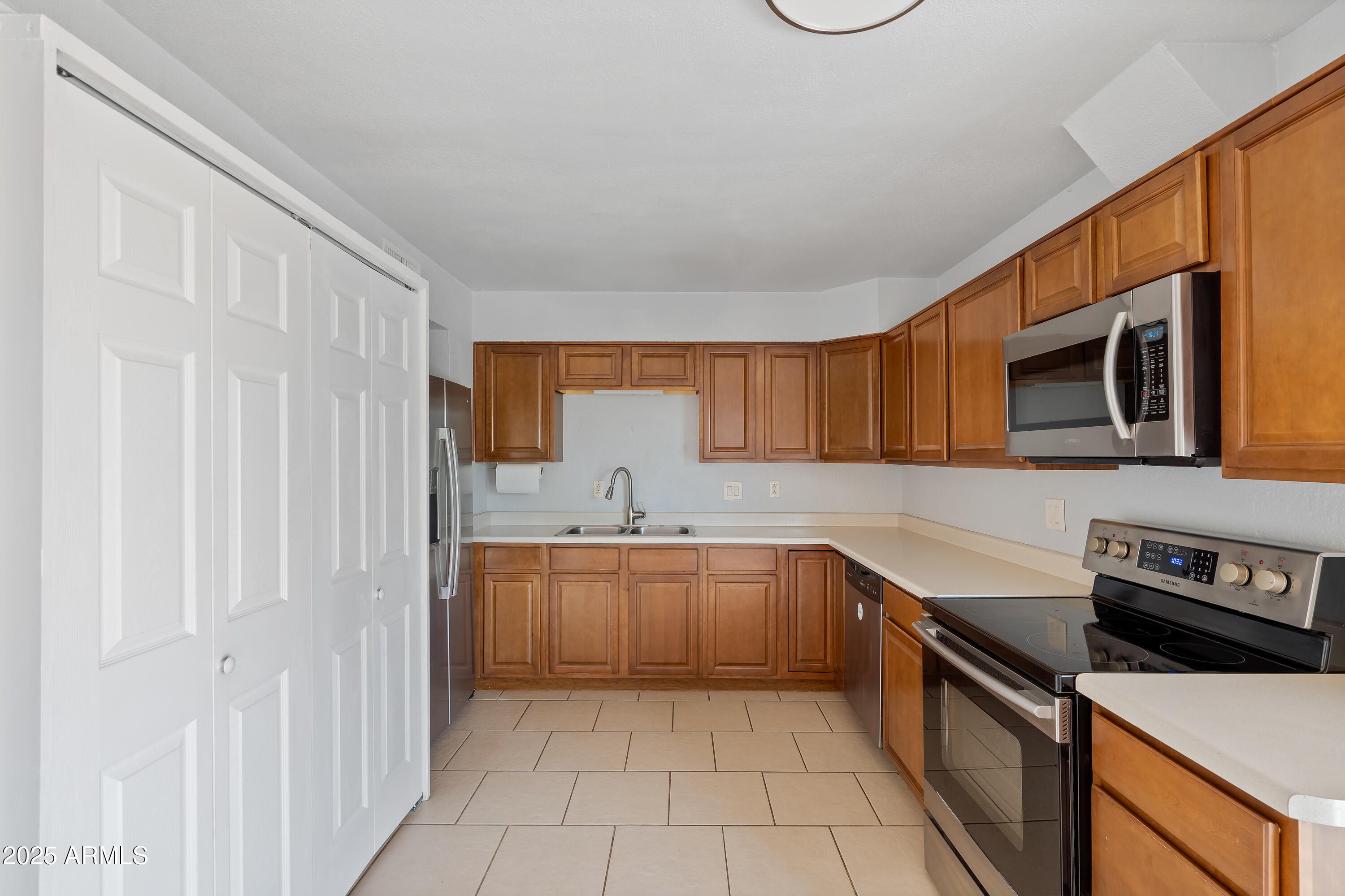 VERDE MEADOWS - Residential