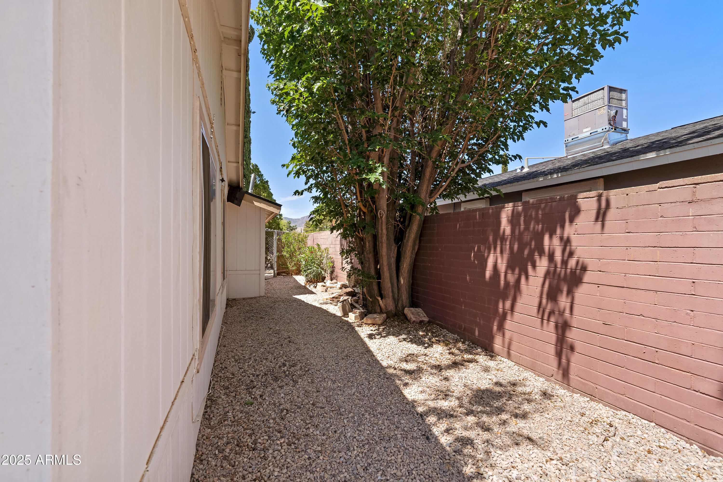 VERDE MEADOWS - Residential
