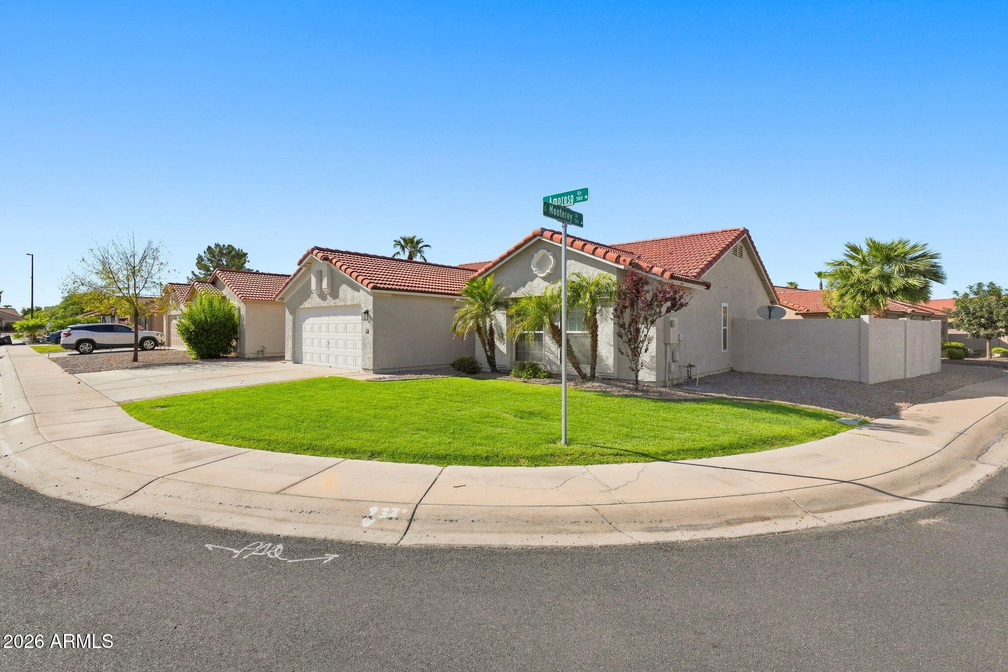 506 W AMOROSO Drive