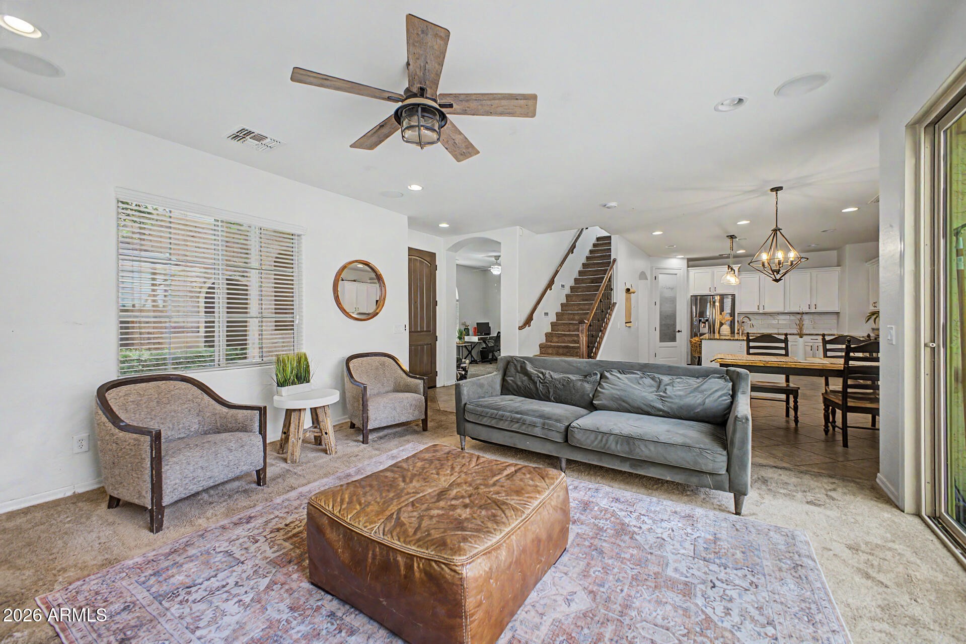 921 S ANNIE Lane