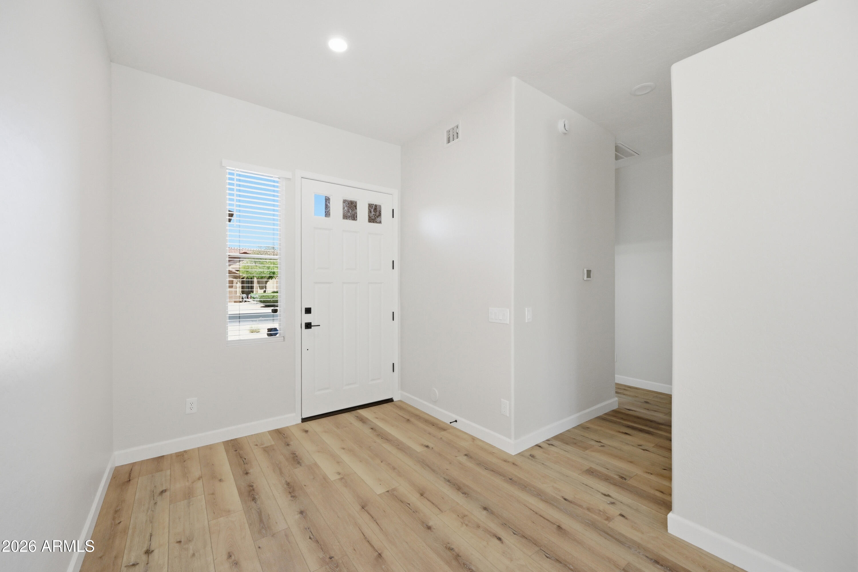 269 W MERRILL Avenue