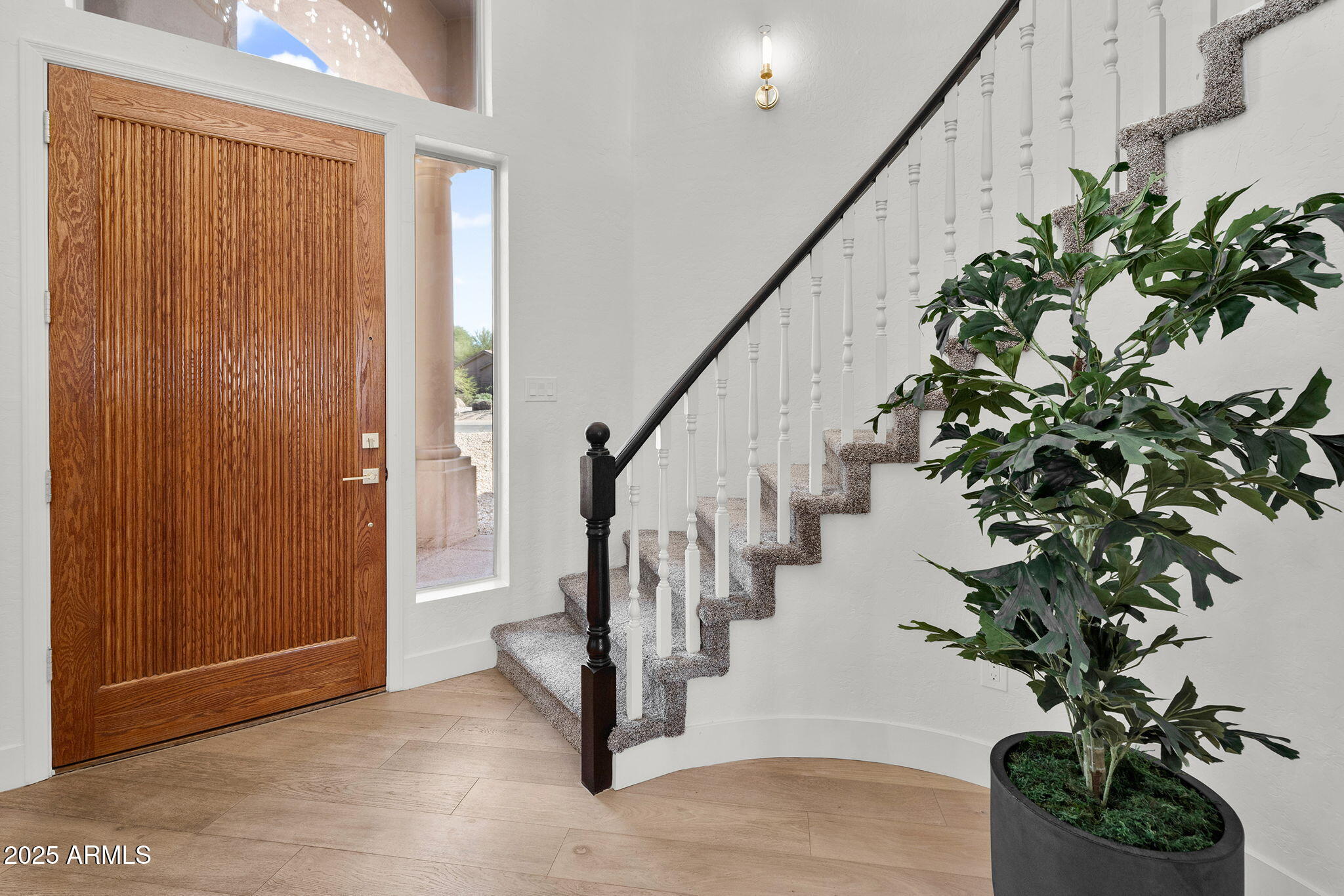 6904 E Trailridge Circle