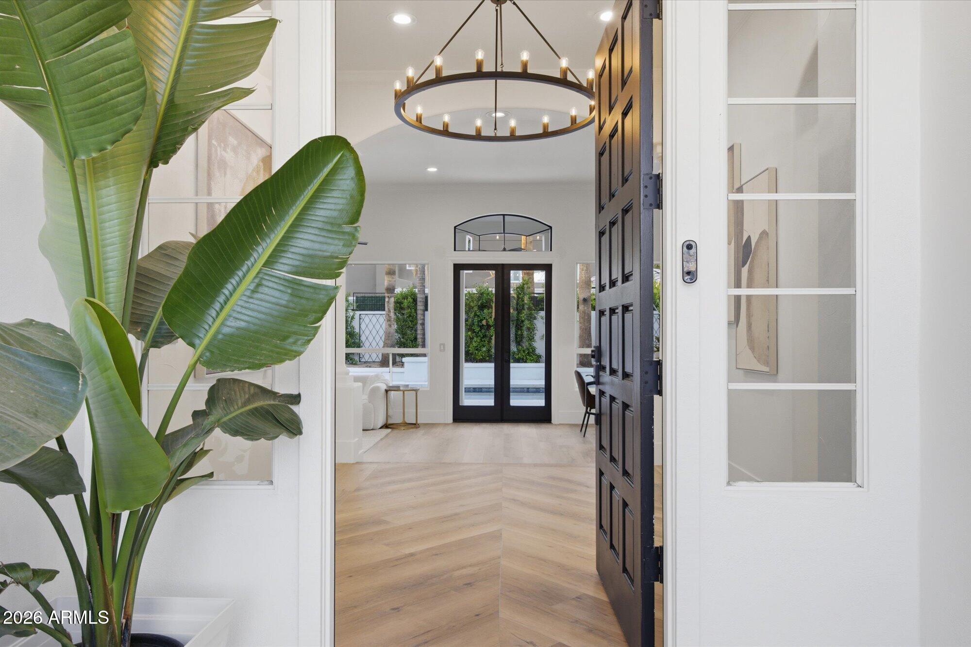 8876 E SURREY Avenue