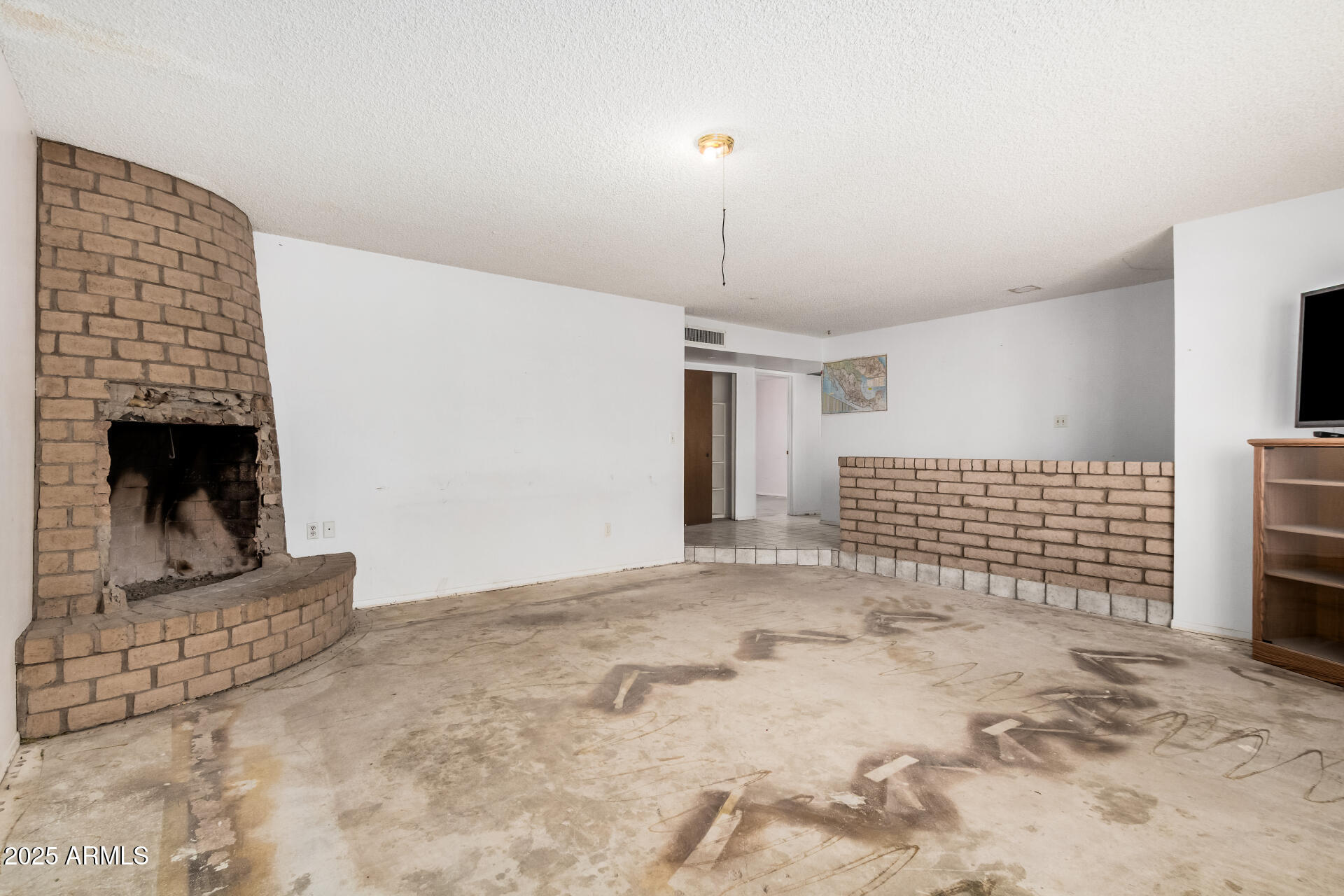 5133 W MCNEIL Street