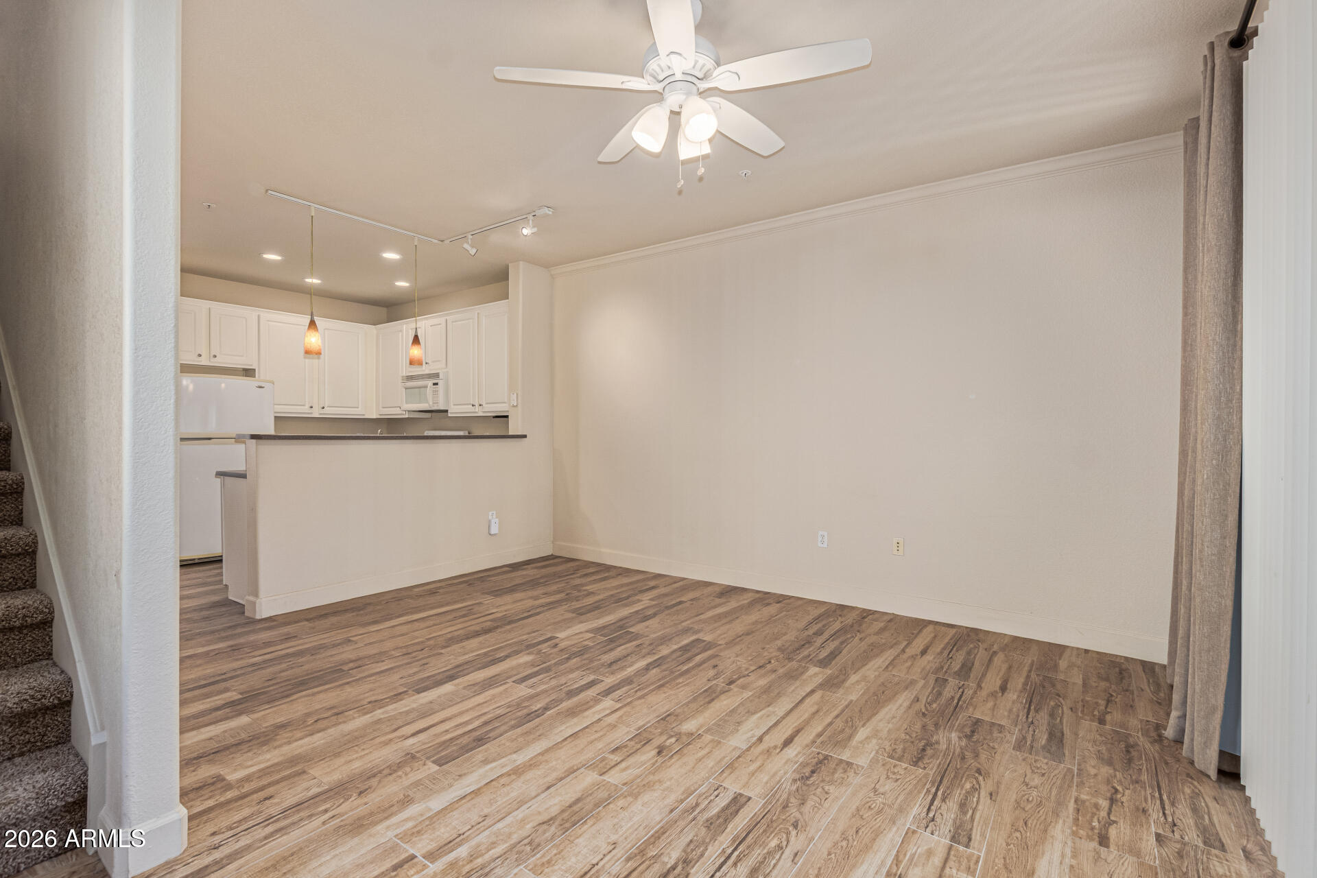 4455 E PARADISE VILLAGE Parkway 1068