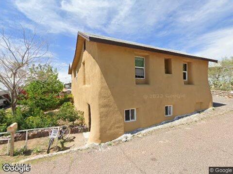 225 N LOBB Avenue