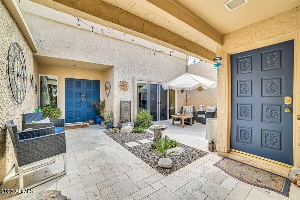 8161 E DEL CUARZO Drive