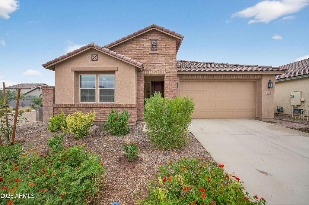 Photo of 10218 W Piccadilly Road, Avondale, AZ 85392 (MLS # 6989959)