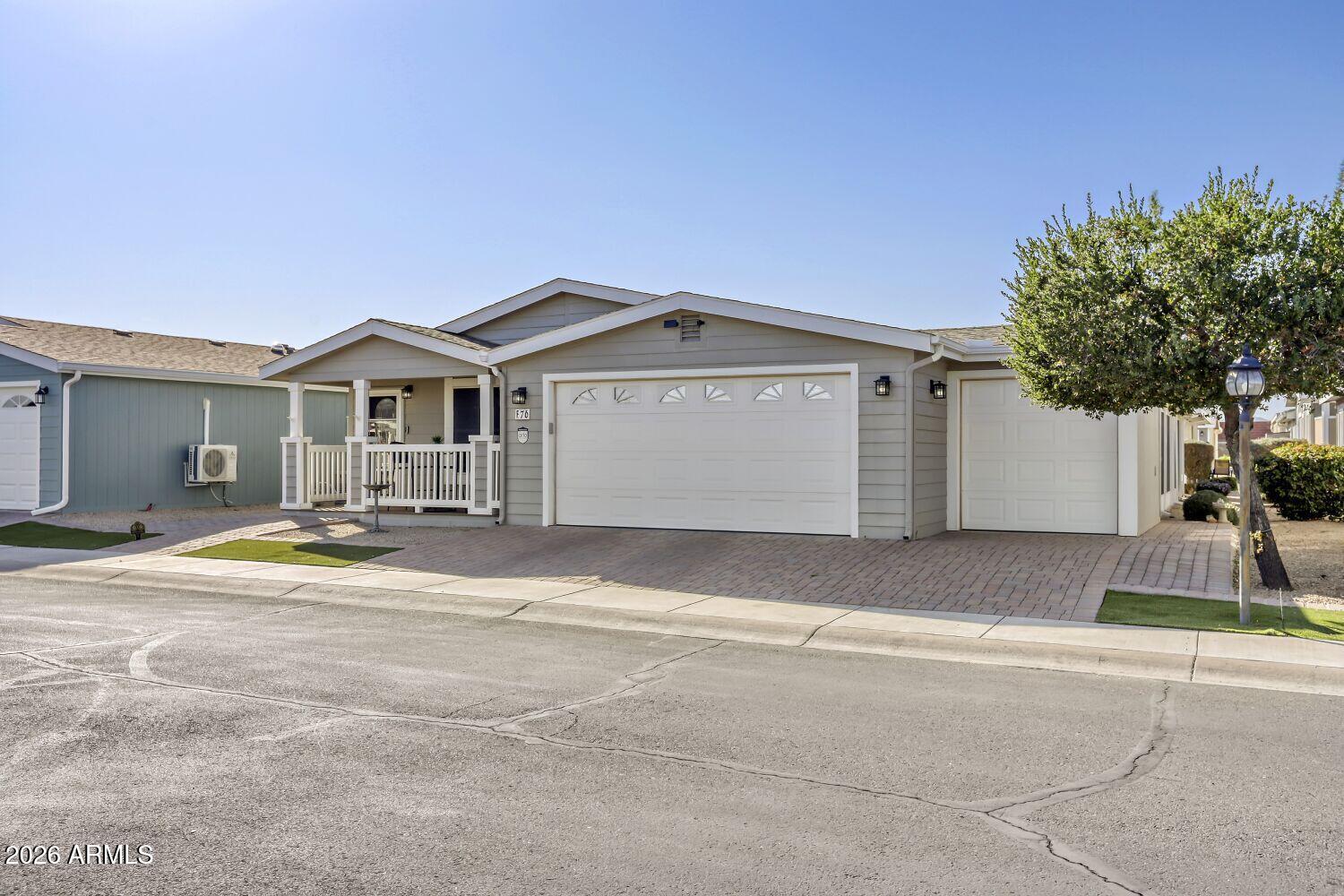 11201 N EL MIRAGE Road F76