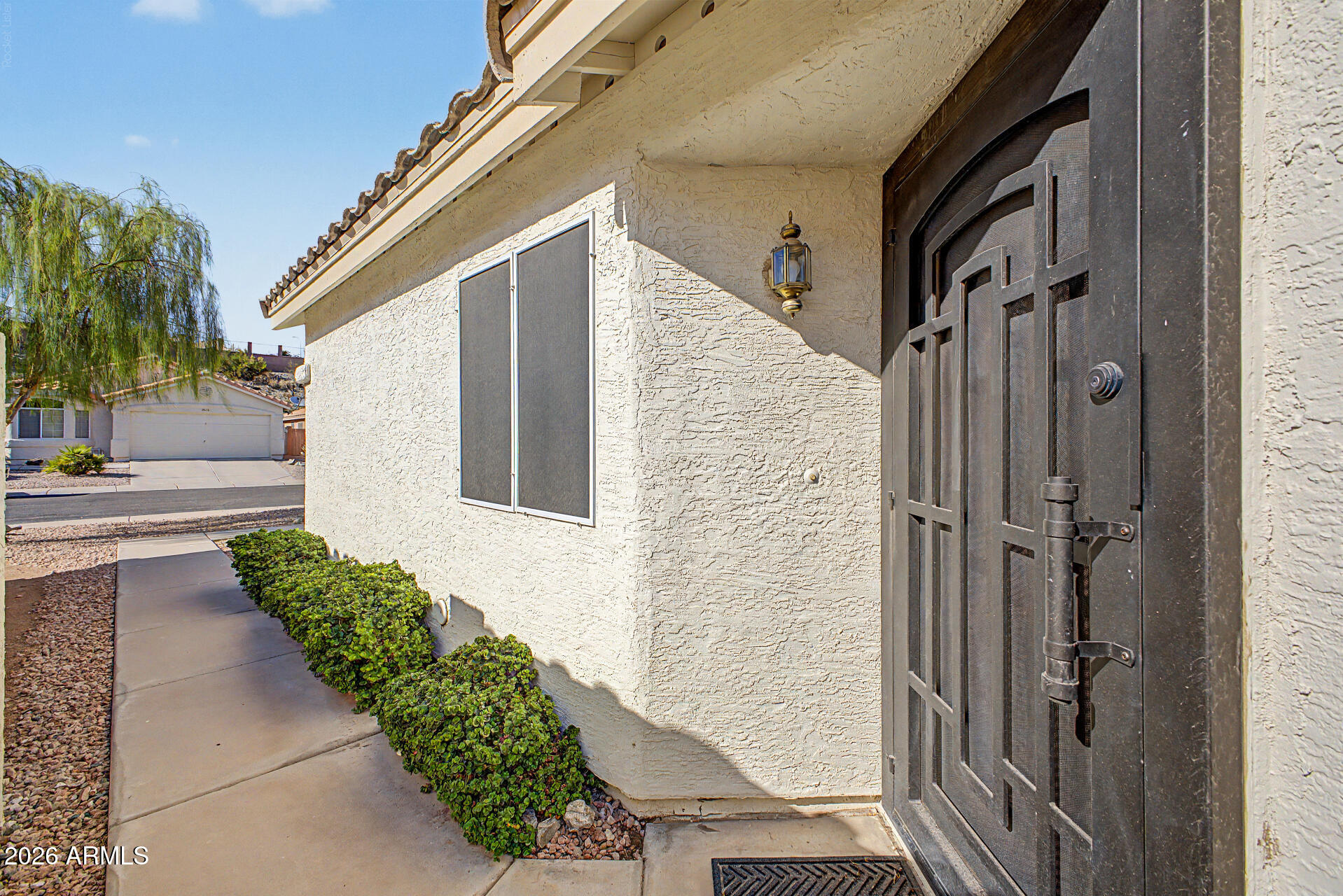 2019 E GLENHAVEN Drive
