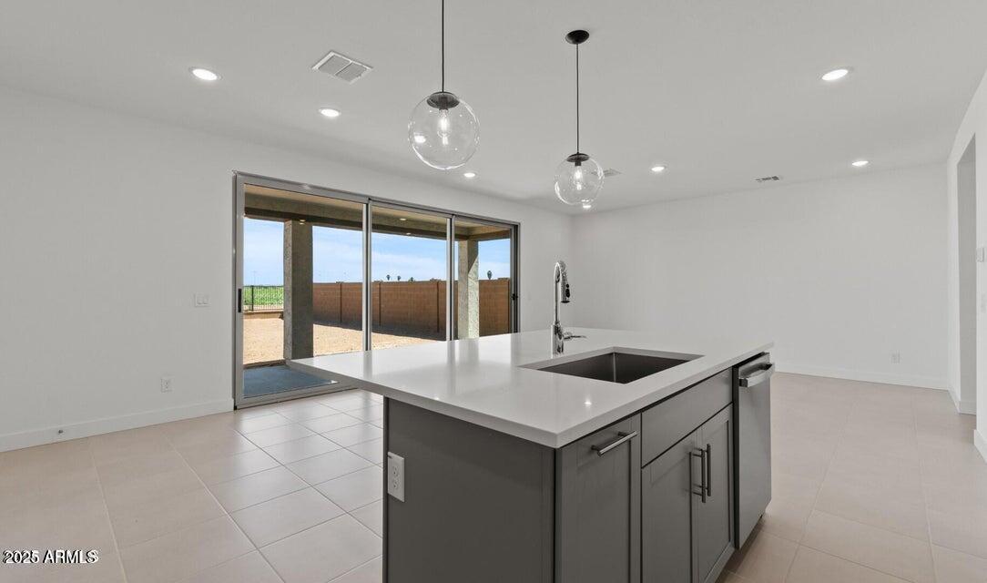 8018 W GRISWOLD Road