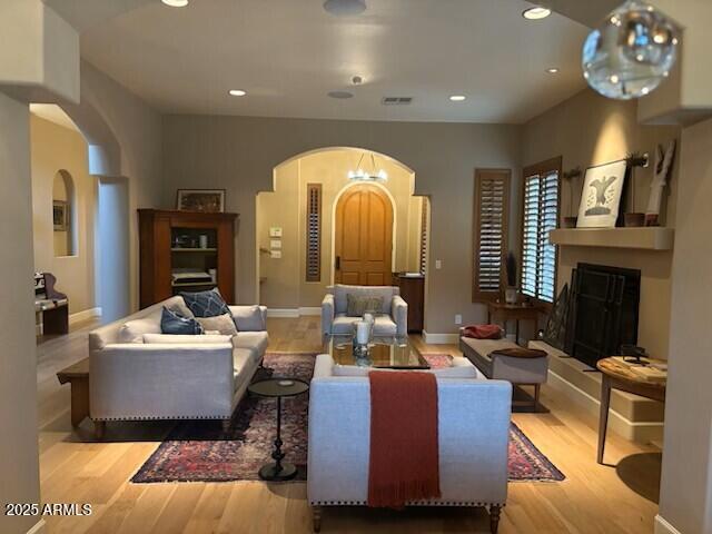 3981 E NAVIGATOR Lane