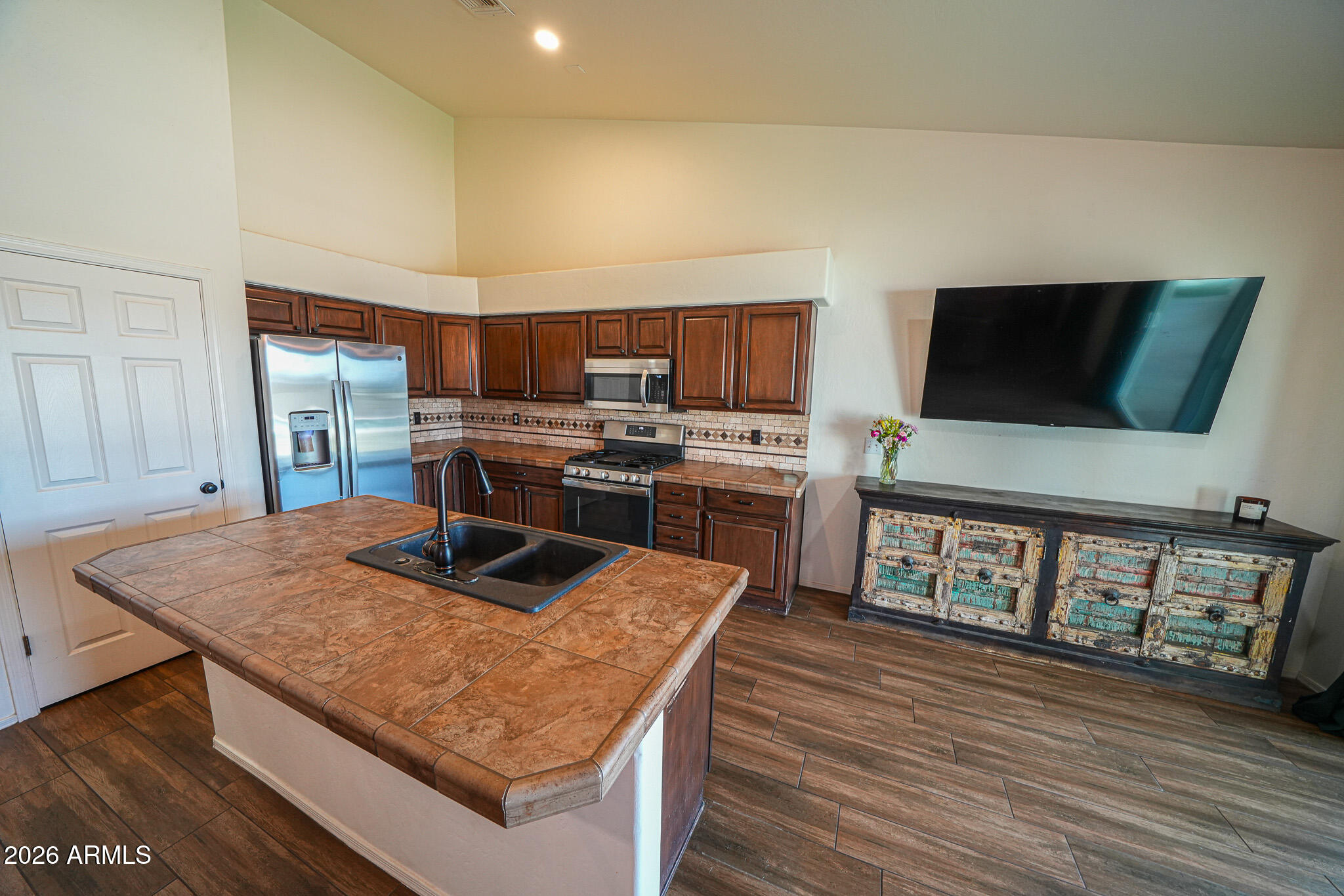 10529 W BEL AIR Circle