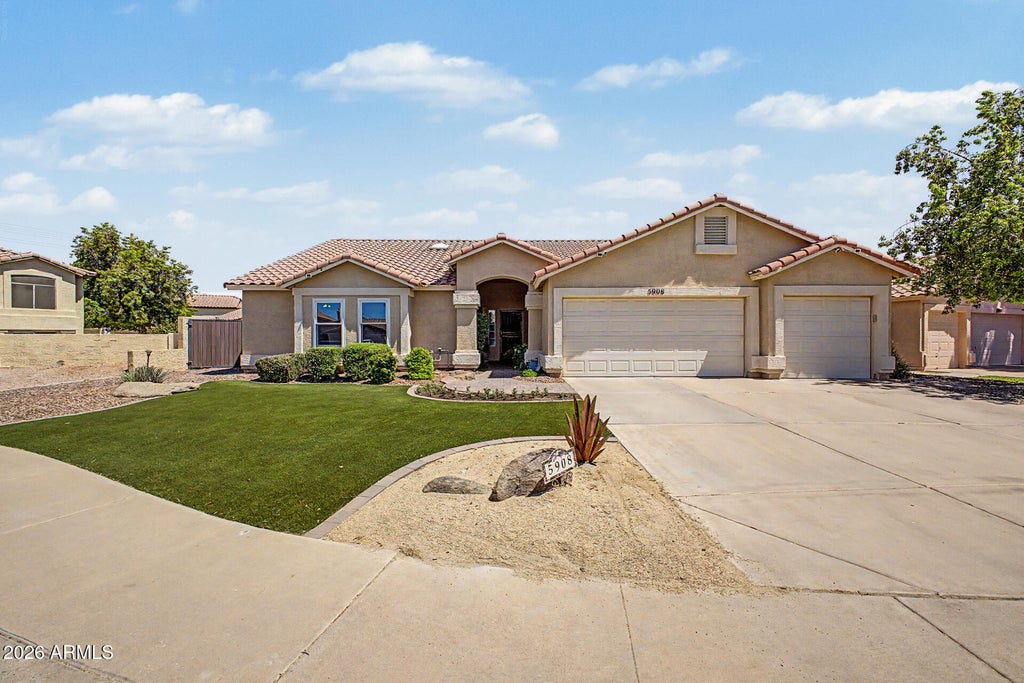 Photo of 5908 W Manzanita Court, Chandler, AZ 85226 (MLS # 7037297)