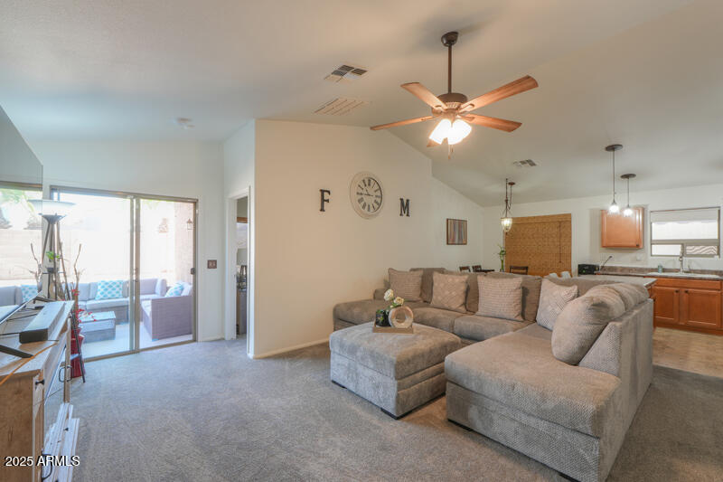 41812 W SUNLAND Drive