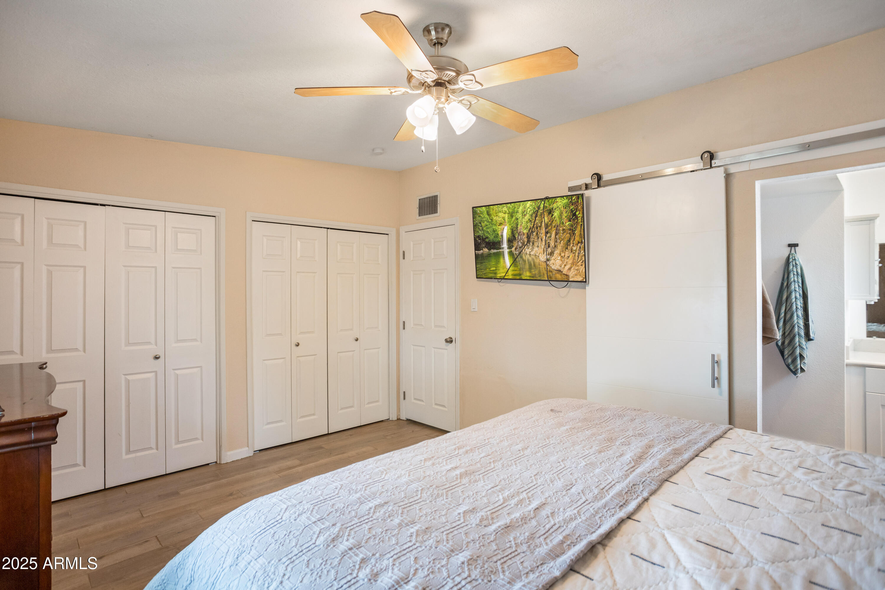 TOWN & COUNTRY ESTATES 12 - Residential