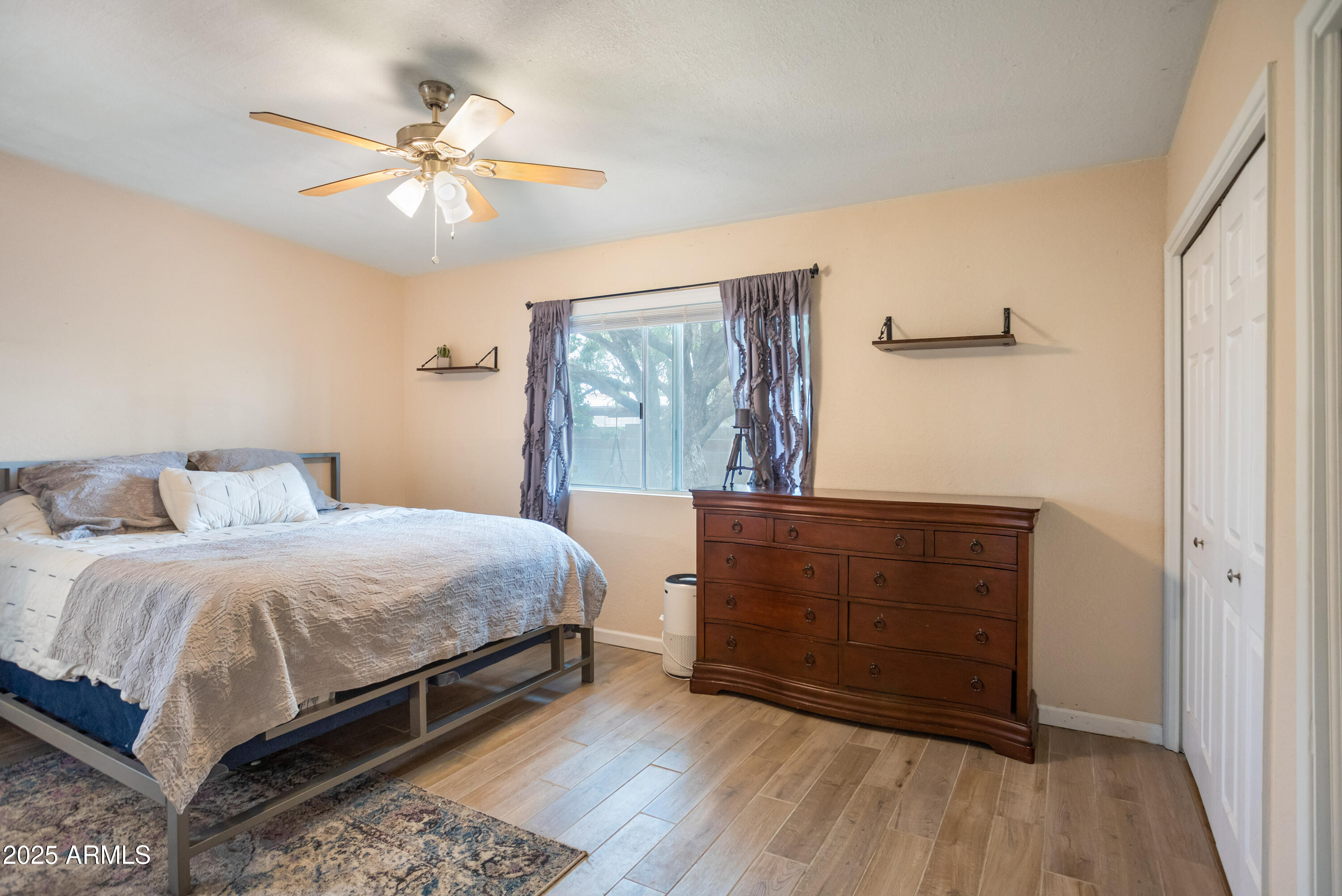 TOWN & COUNTRY ESTATES 12 - Residential