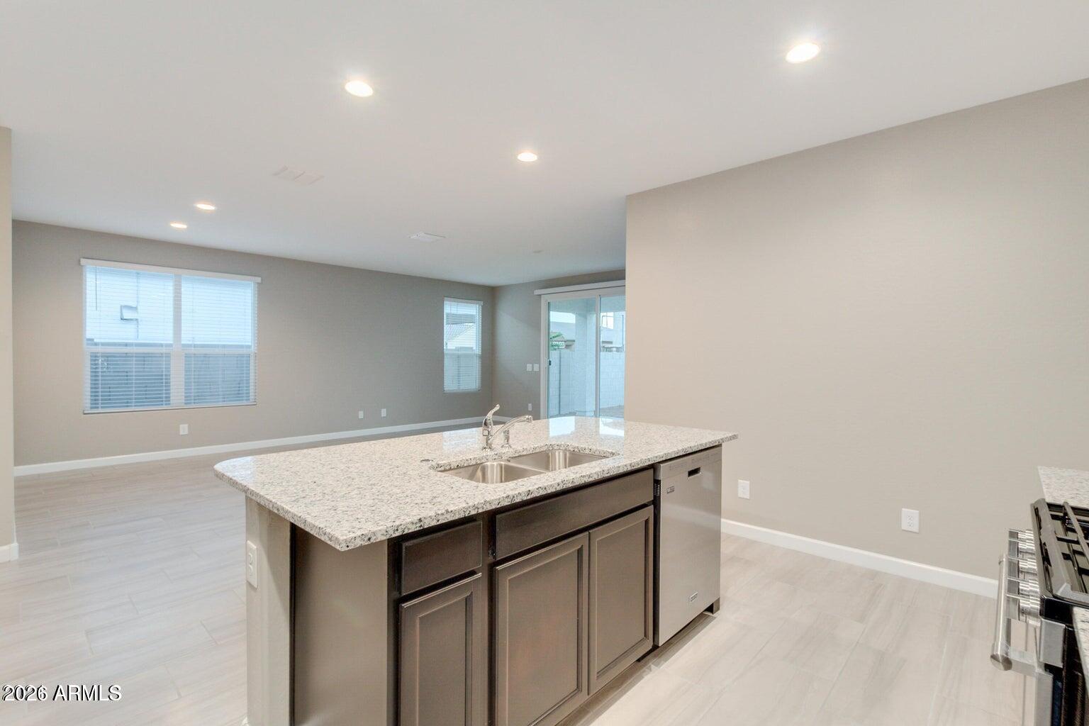 40916 W SHAVER Drive