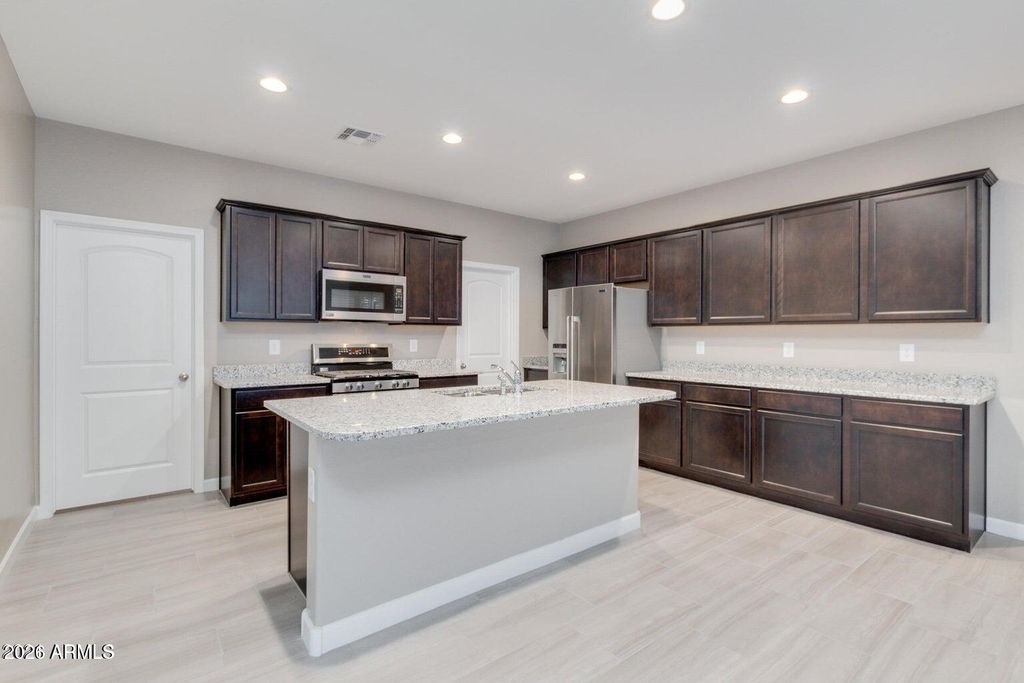 Photo of 40916 W Shaver Drive, Maricopa, AZ 85138 (MLS # 6976301)