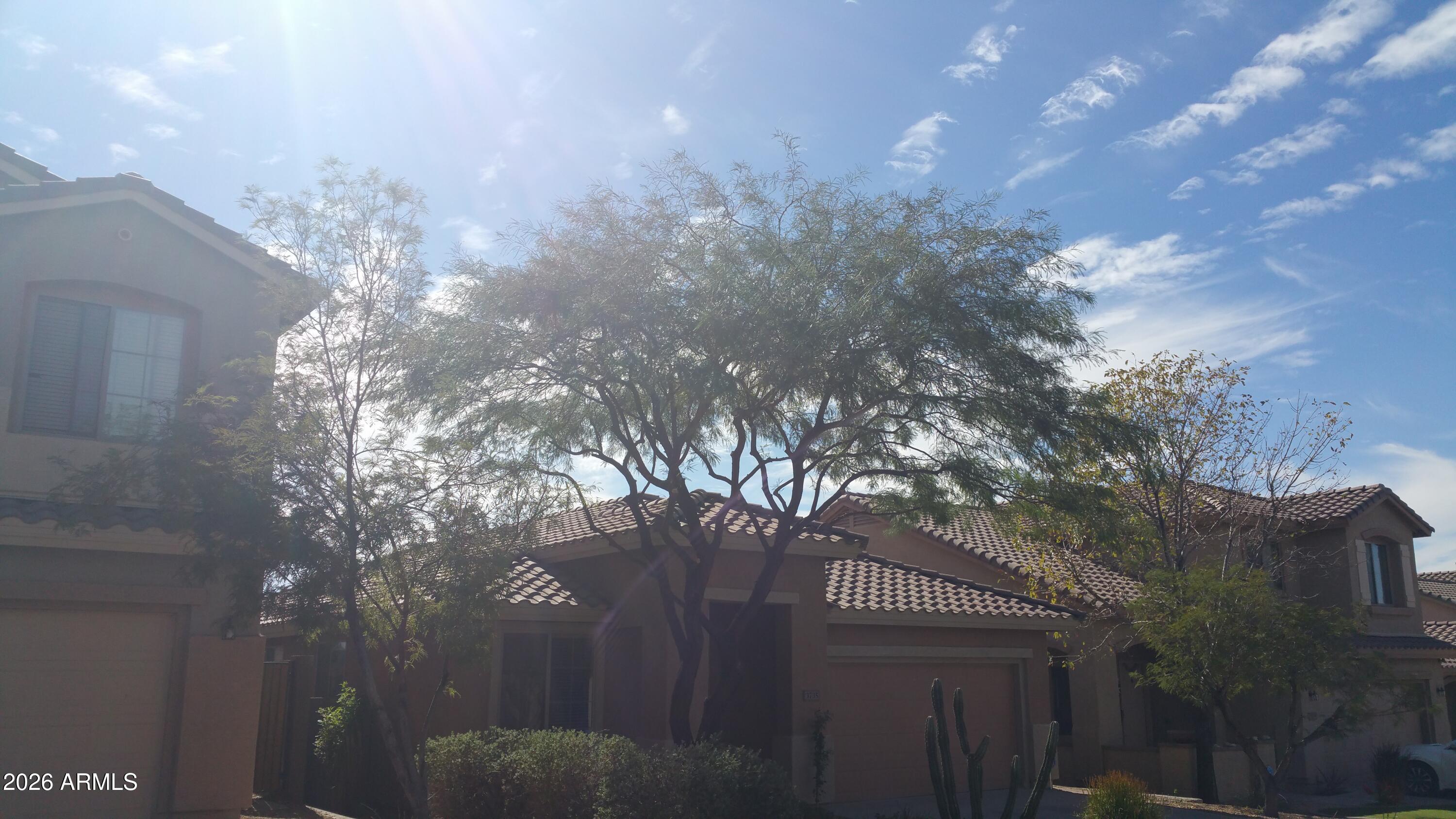 3735 W DESERT CREEK Court