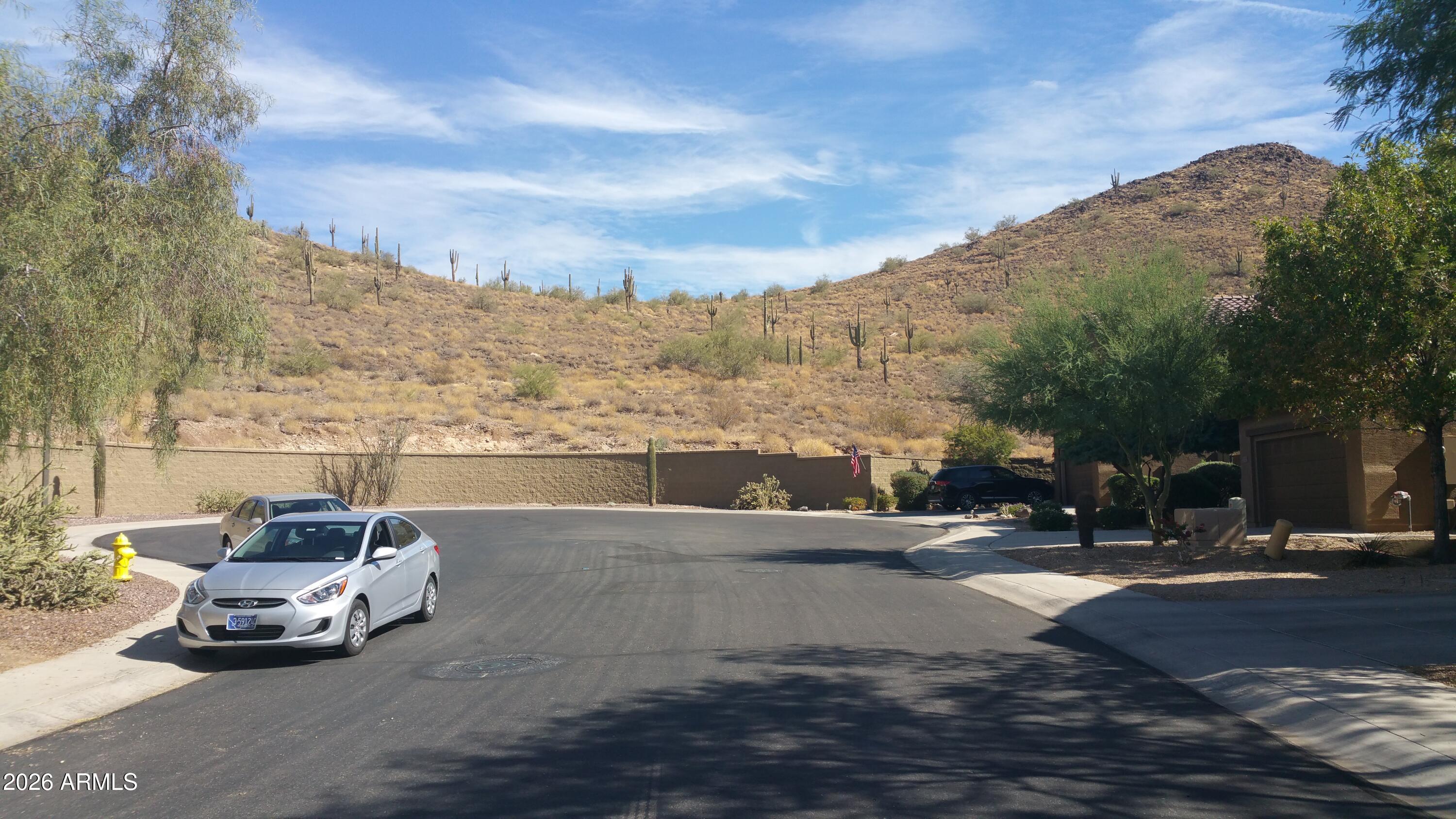 3735 W DESERT CREEK Court